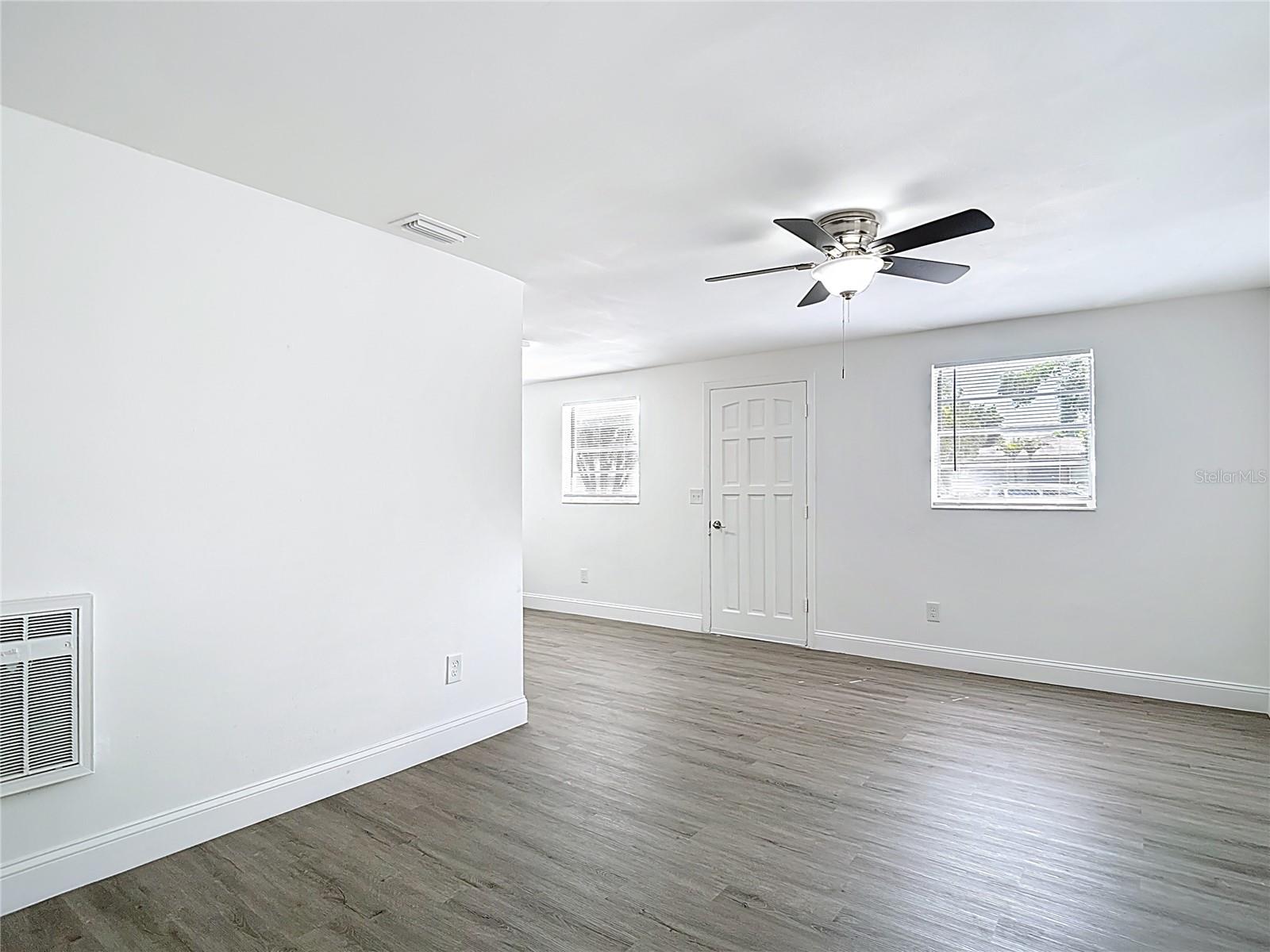 Image 5 of 27 For 3512 10th Street