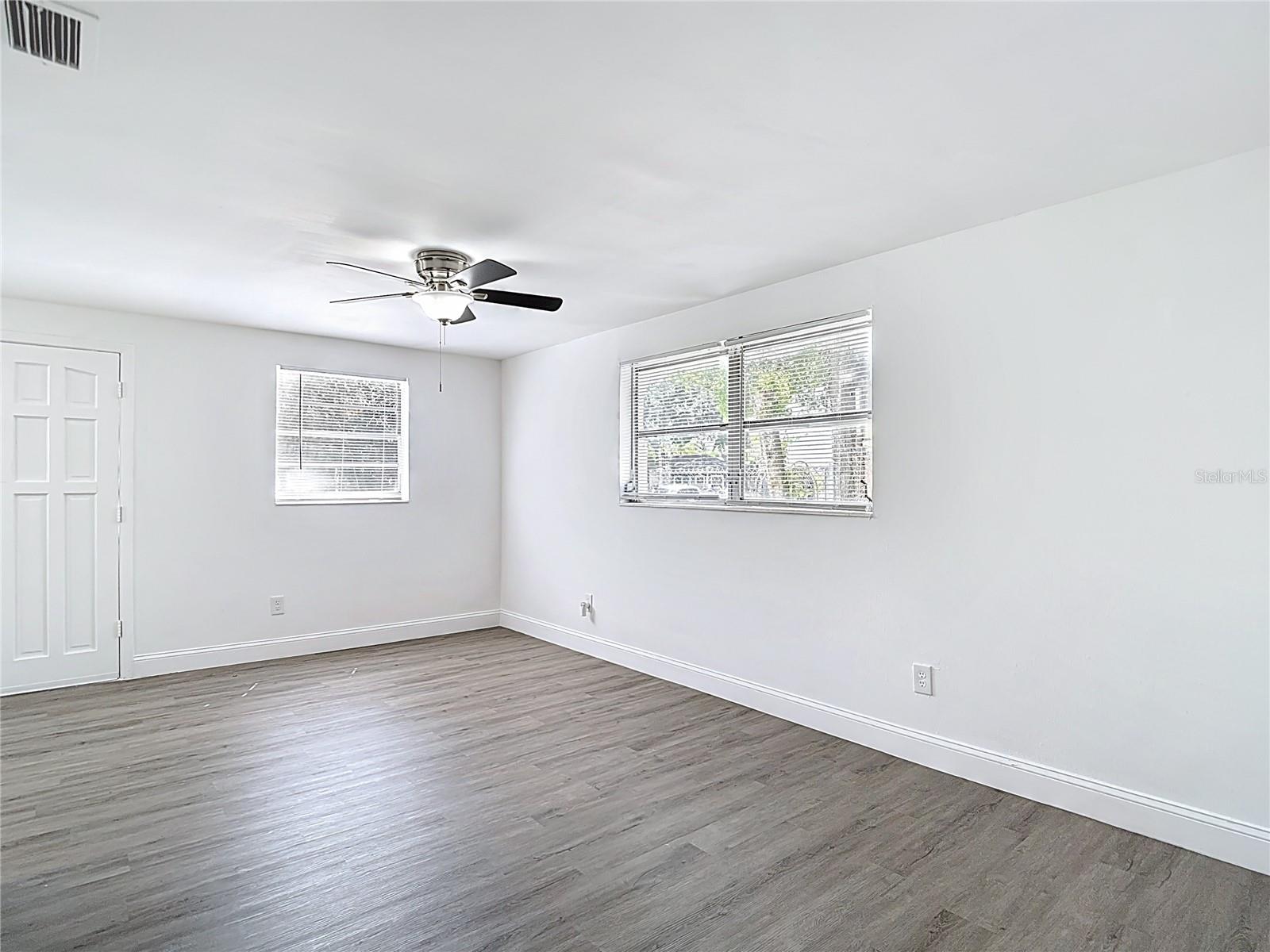 Image 6 of 27 For 3512 10th Street