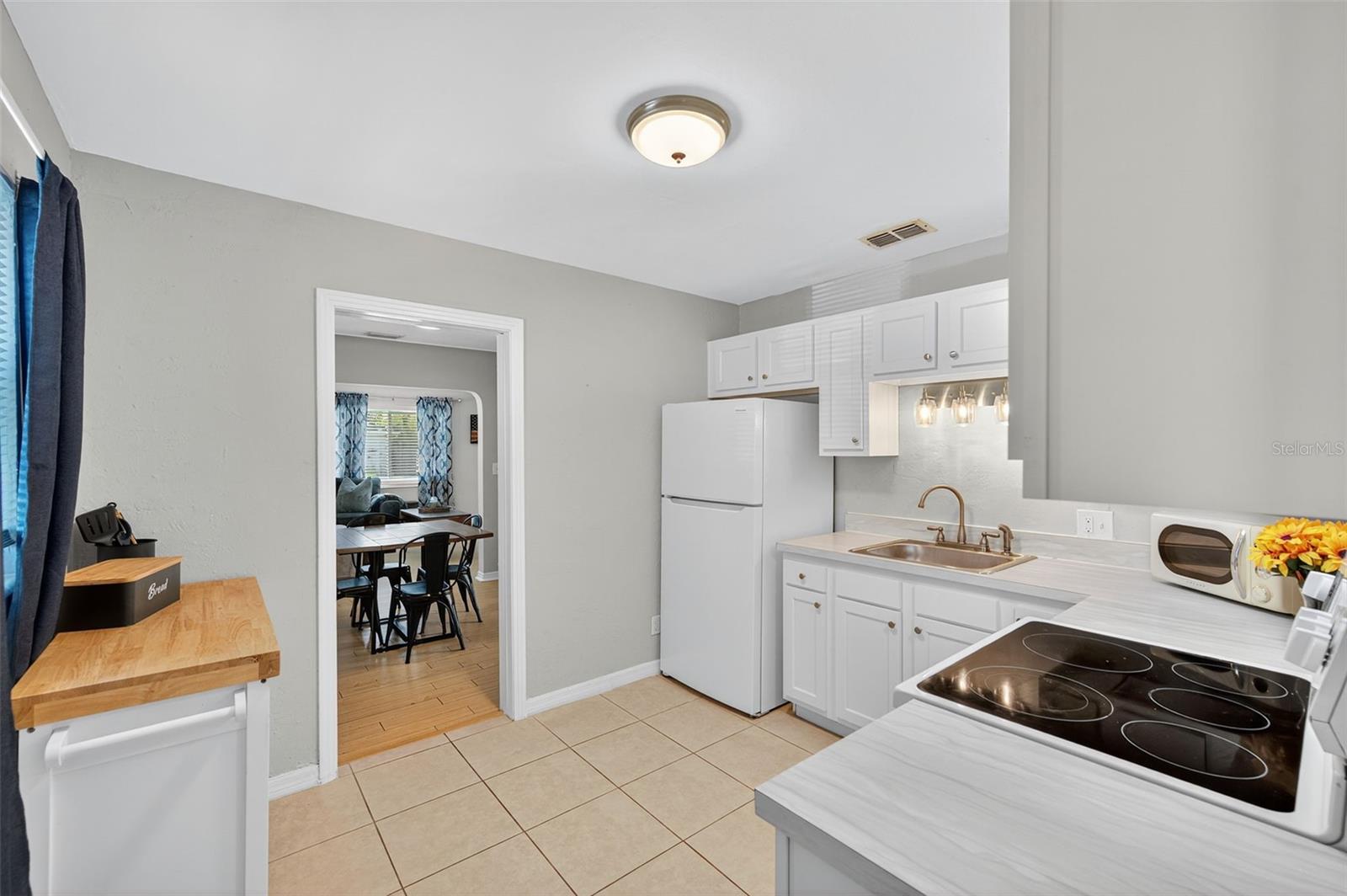 Image 14 of 28 For 2401 19th Street S