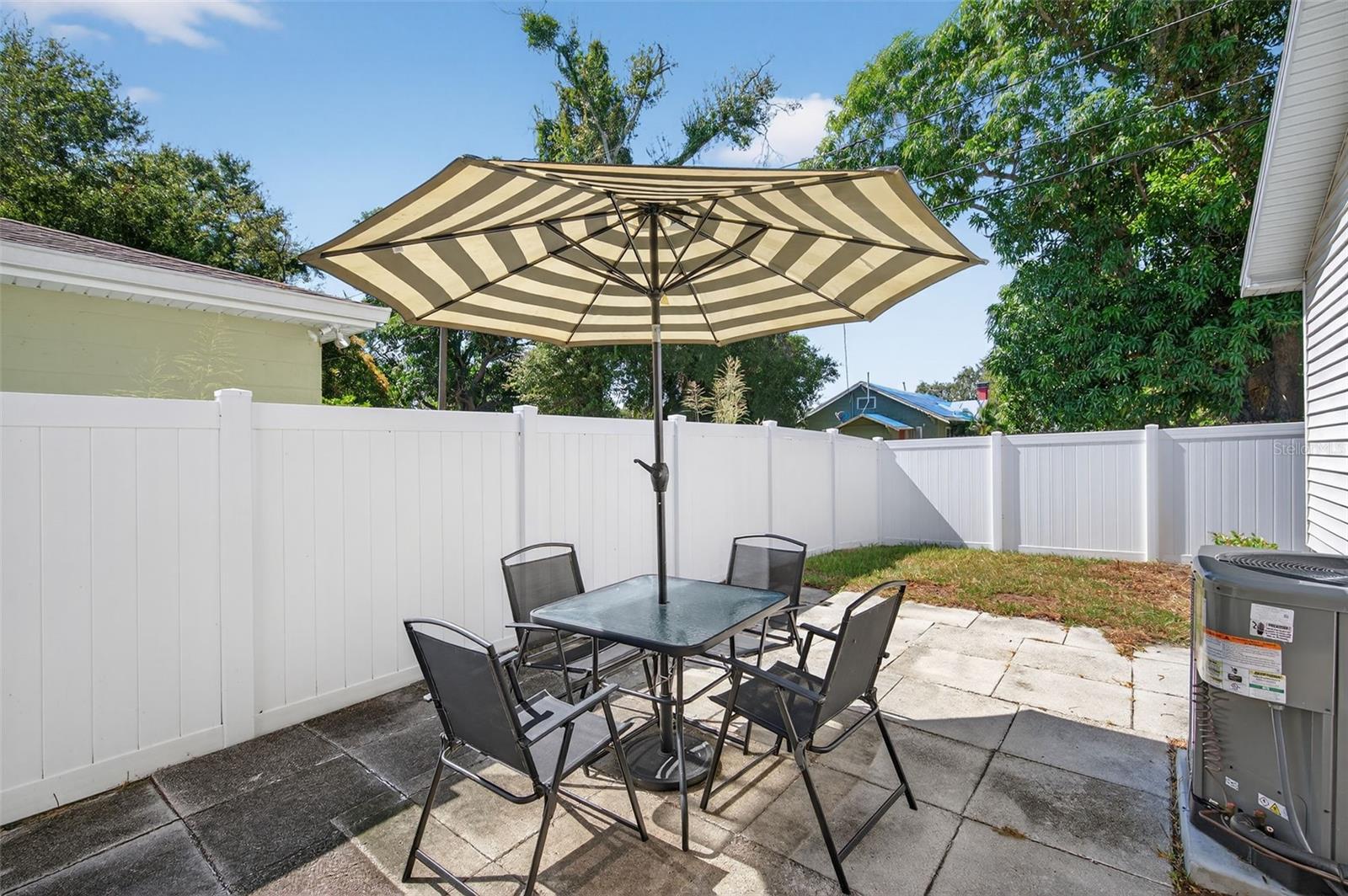 Image 18 of 28 For 2401 19th Street S