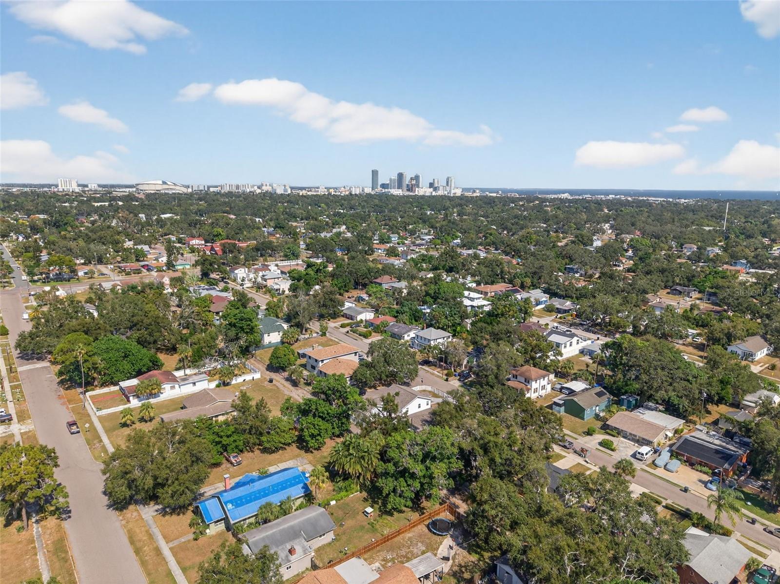 Image 26 of 28 For 2401 19th Street S