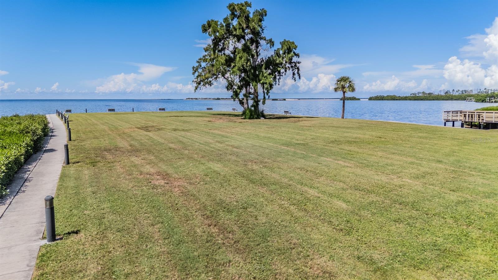 Image 8 of 12 For 501 Windrush Bay Drive 114