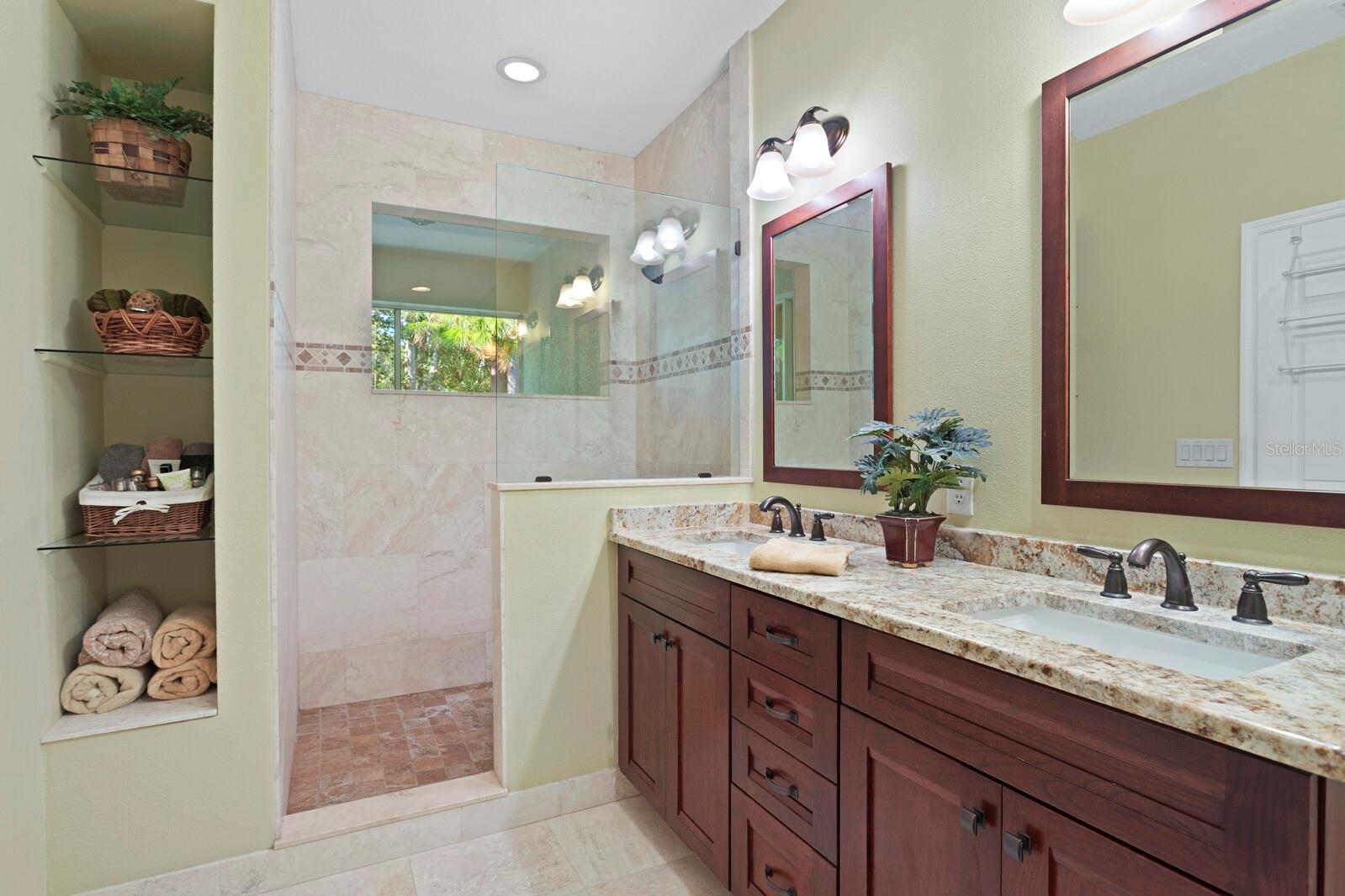 Image 21 of 35 For 14137 Waterville Circle