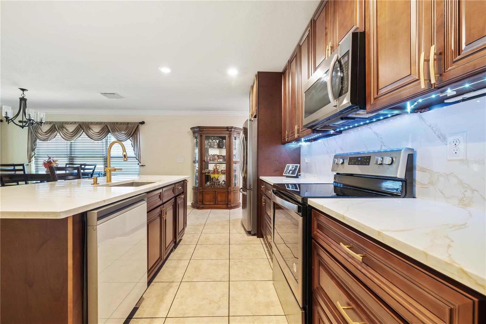 Image 7 of 25 For 7604 Sunshine Bridge Avenue