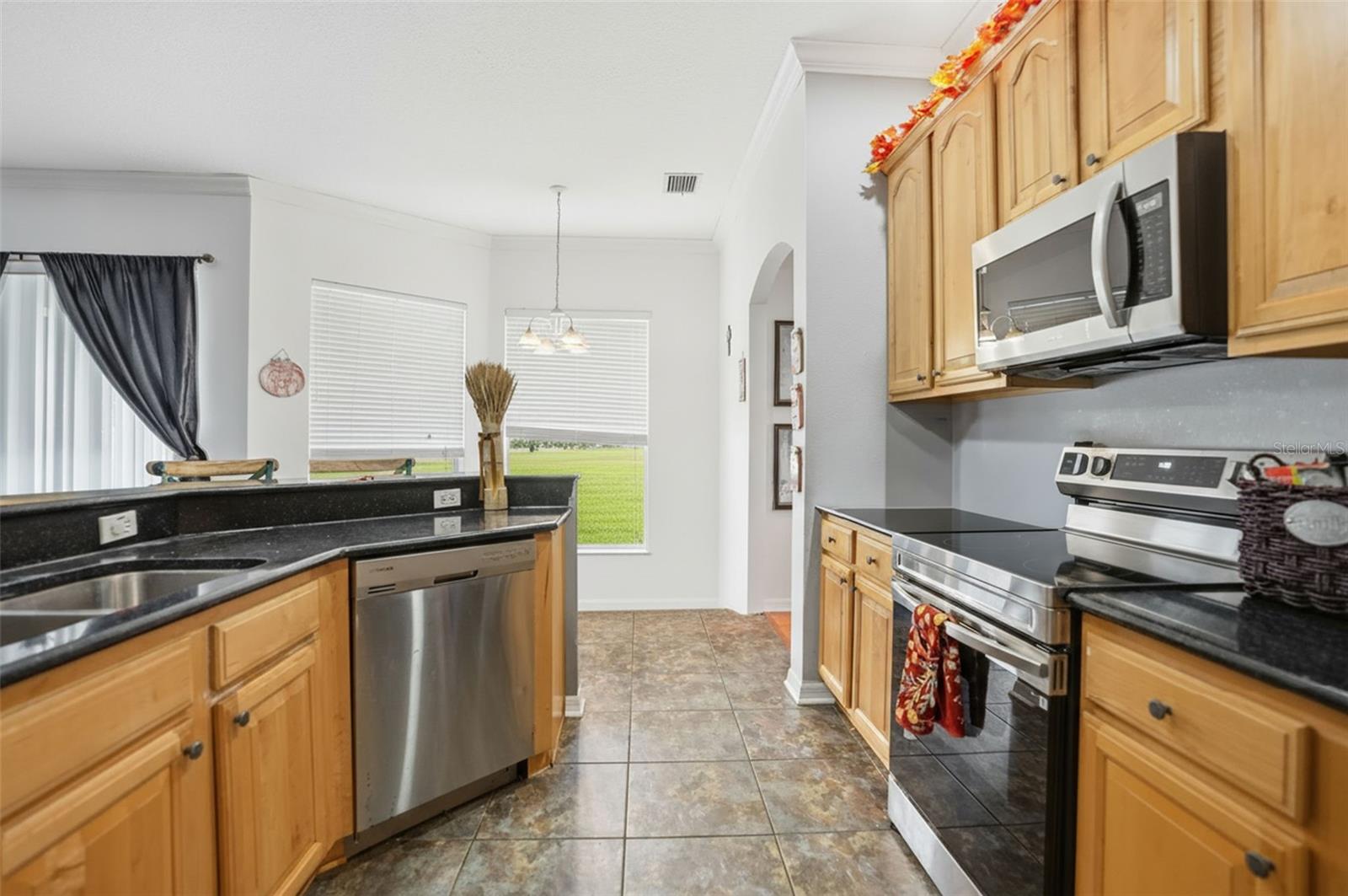 Image 9 of 31 For 4194 Copper Hill Drive