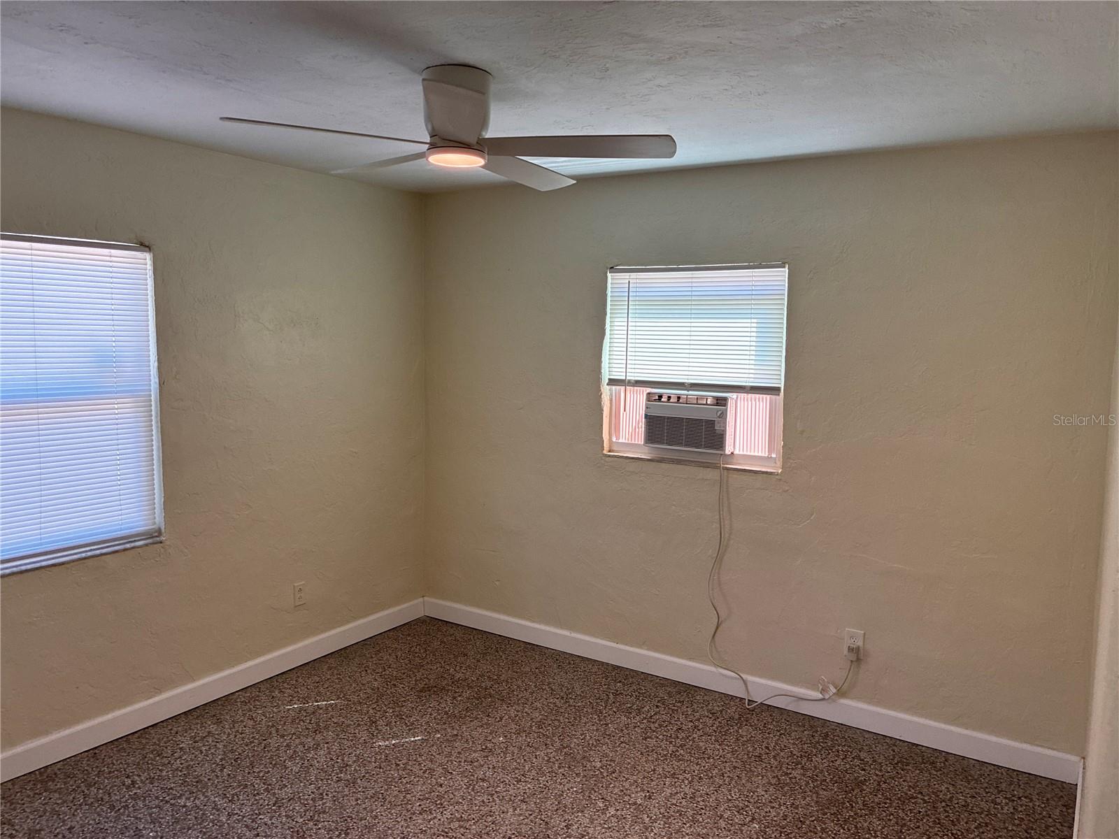 Image 8 of 19 For 1401 31st Street S