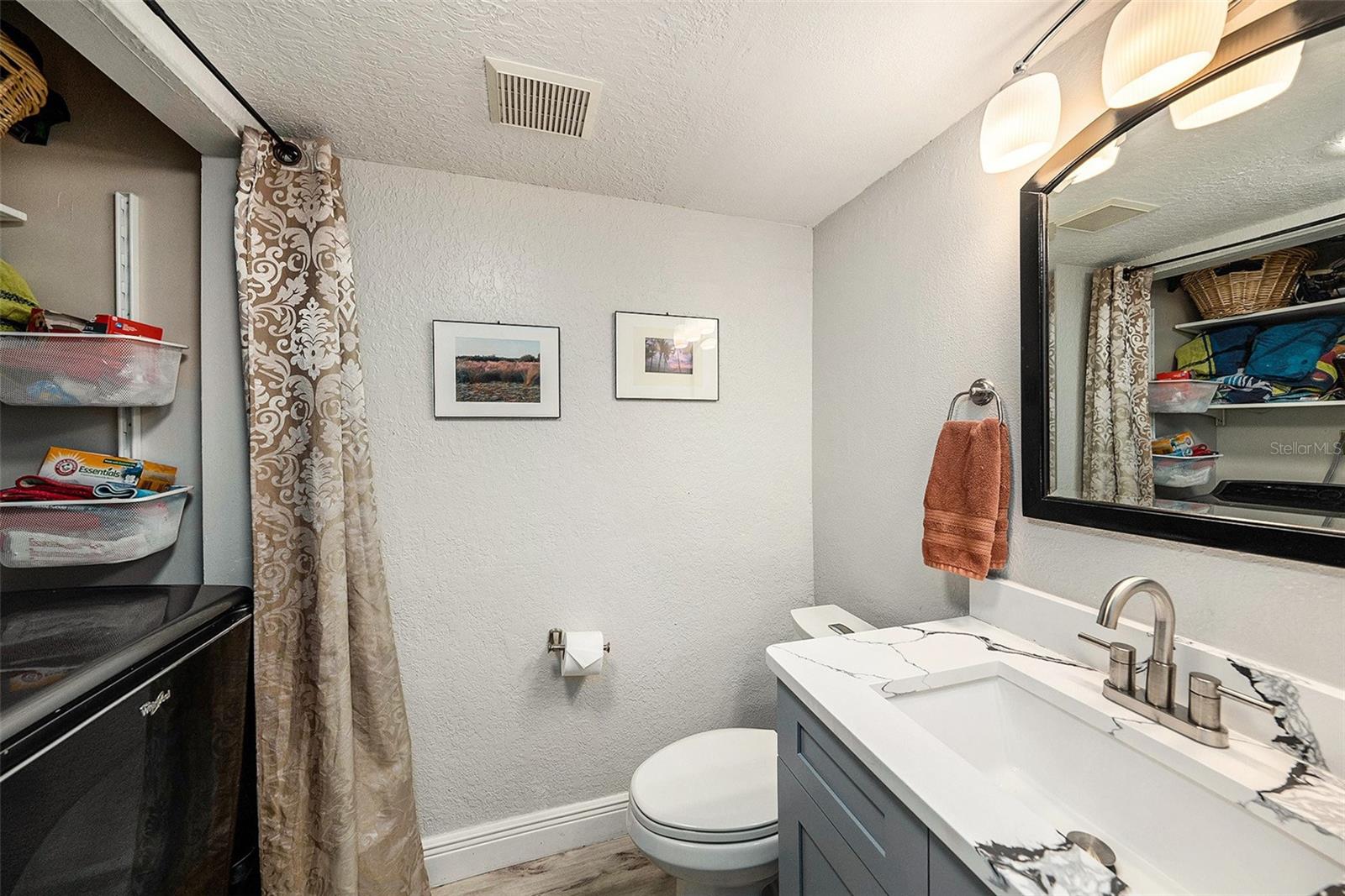 Image 10 of 38 For 4311 Harbor House Drive 4311