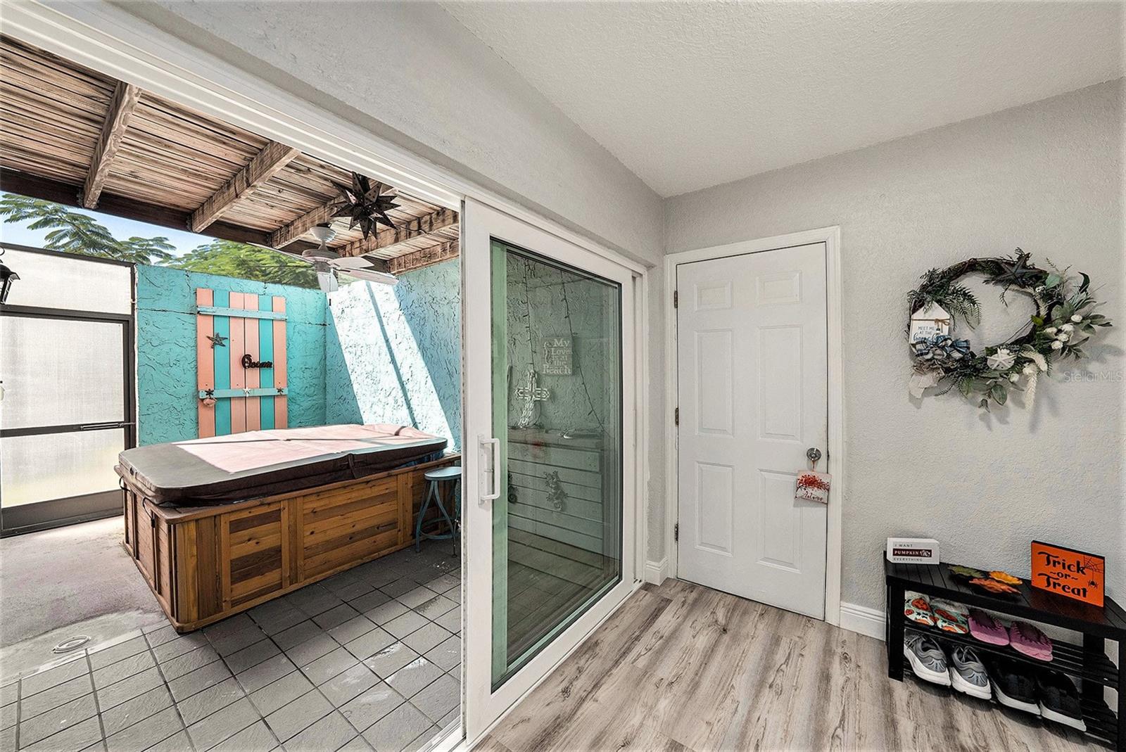 Image 17 of 38 For 4311 Harbor House Drive 4311