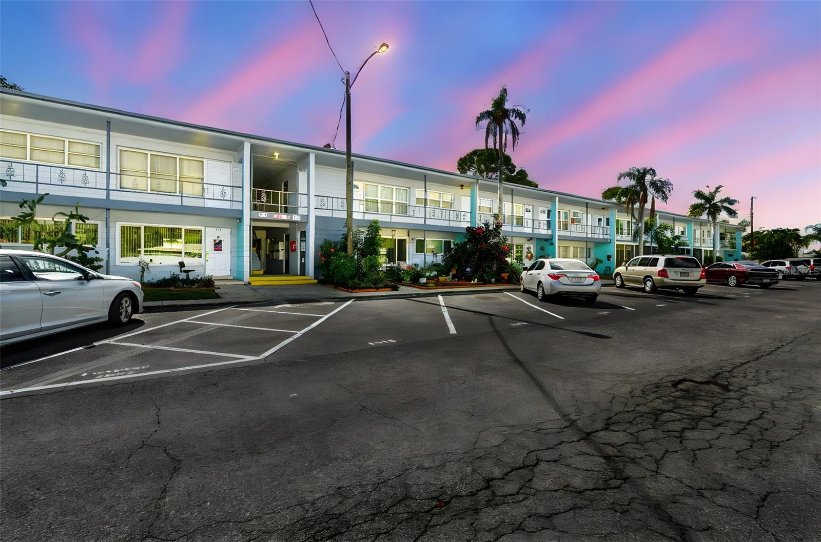 Details for 5860 43rd Terrace N 1513, ST PETERSBURG, FL 33709