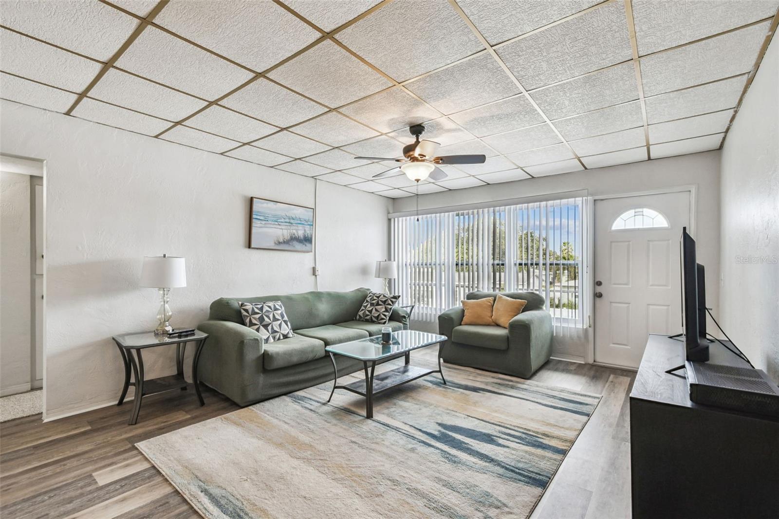 Image 15 of 33 For 5860 43rd Terrace N 1513