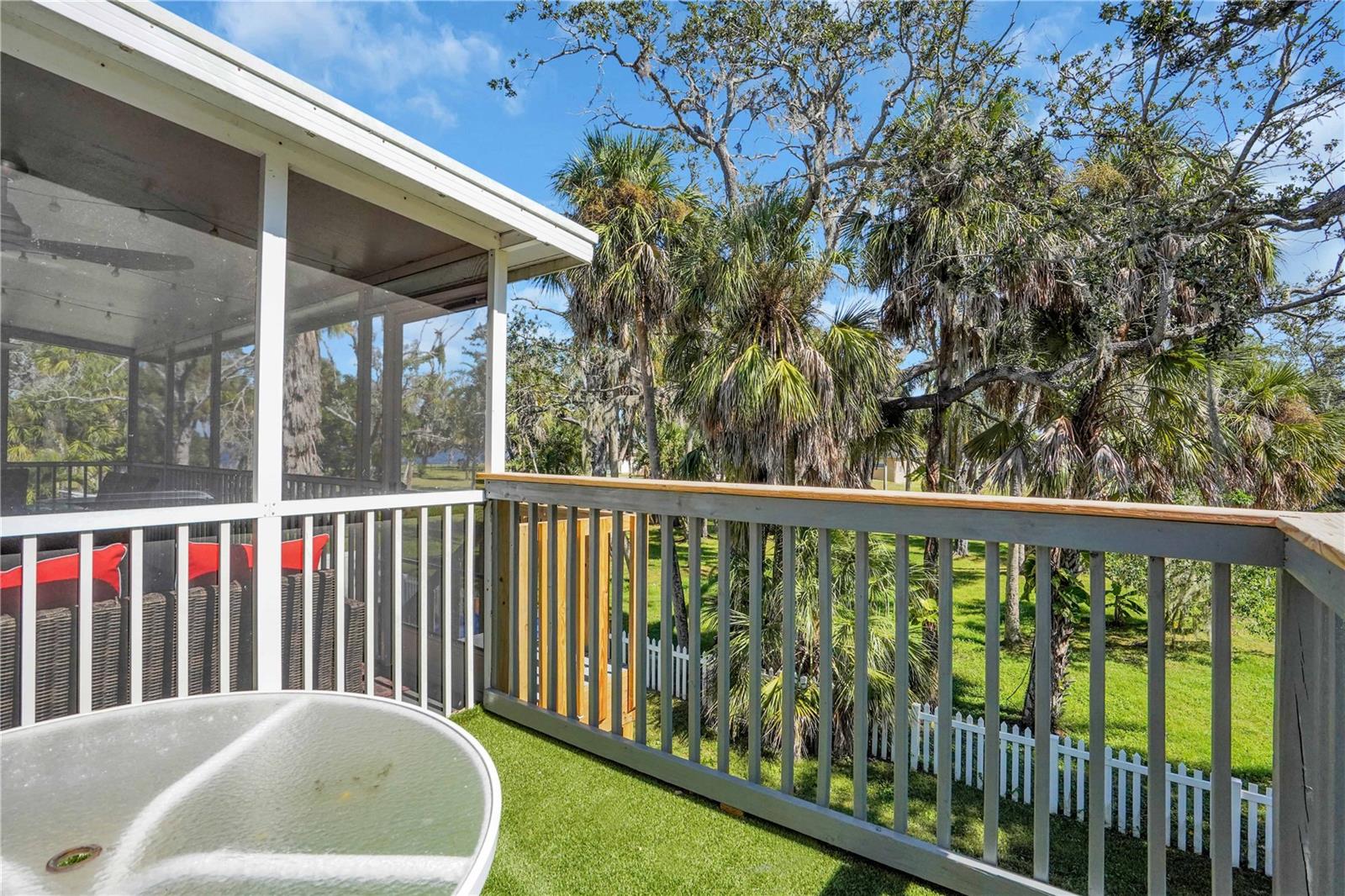 Image 31 of 45 For 103 17th Street E