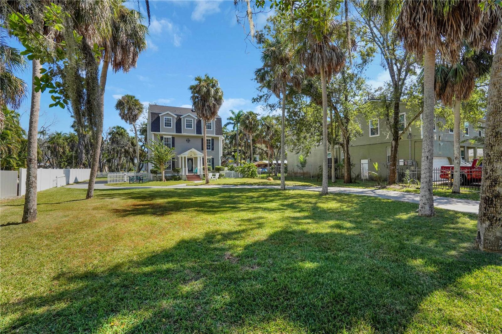 Image 42 of 45 For 103 17th Street E