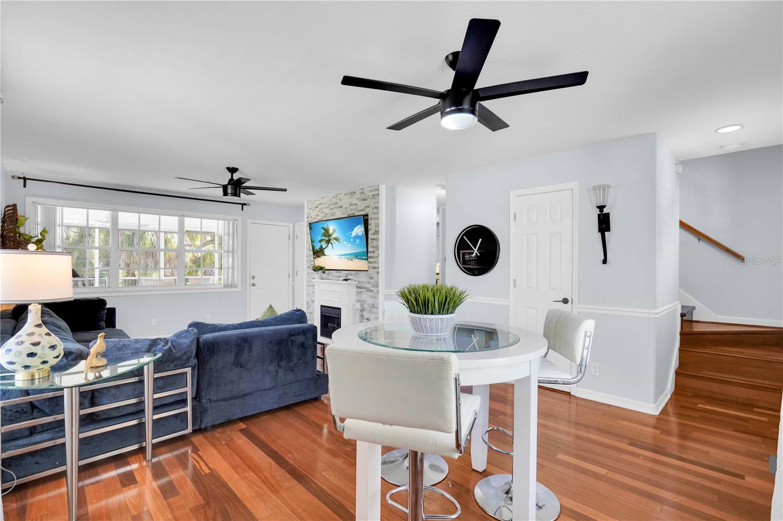 Image 6 of 45 For 103 17th Street E