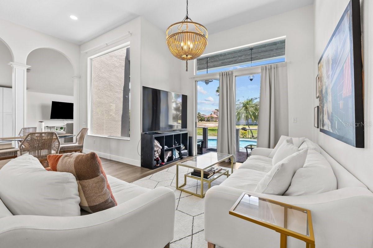 Image 10 of 35 For 6402 Rubia Circle