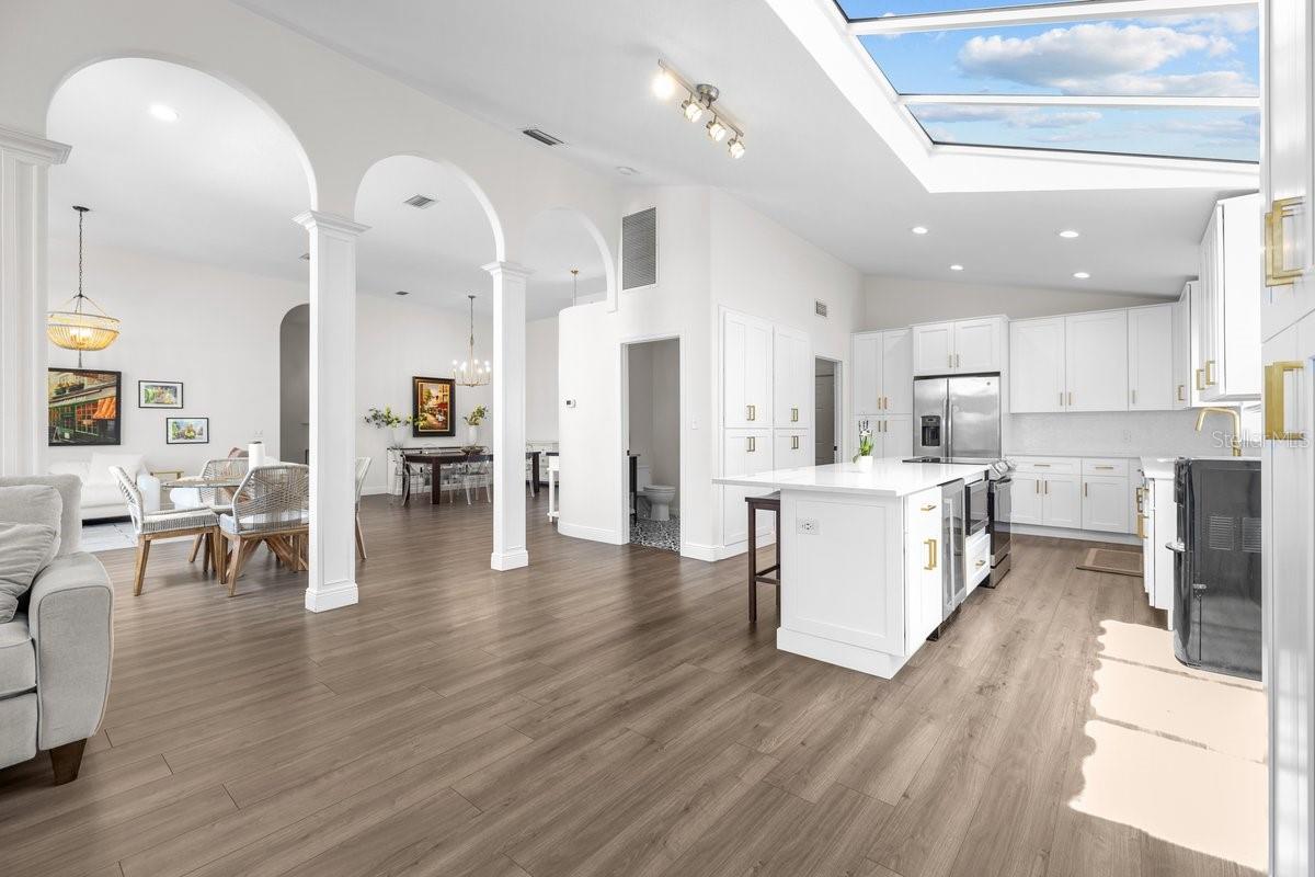 Image 14 of 35 For 6402 Rubia Circle