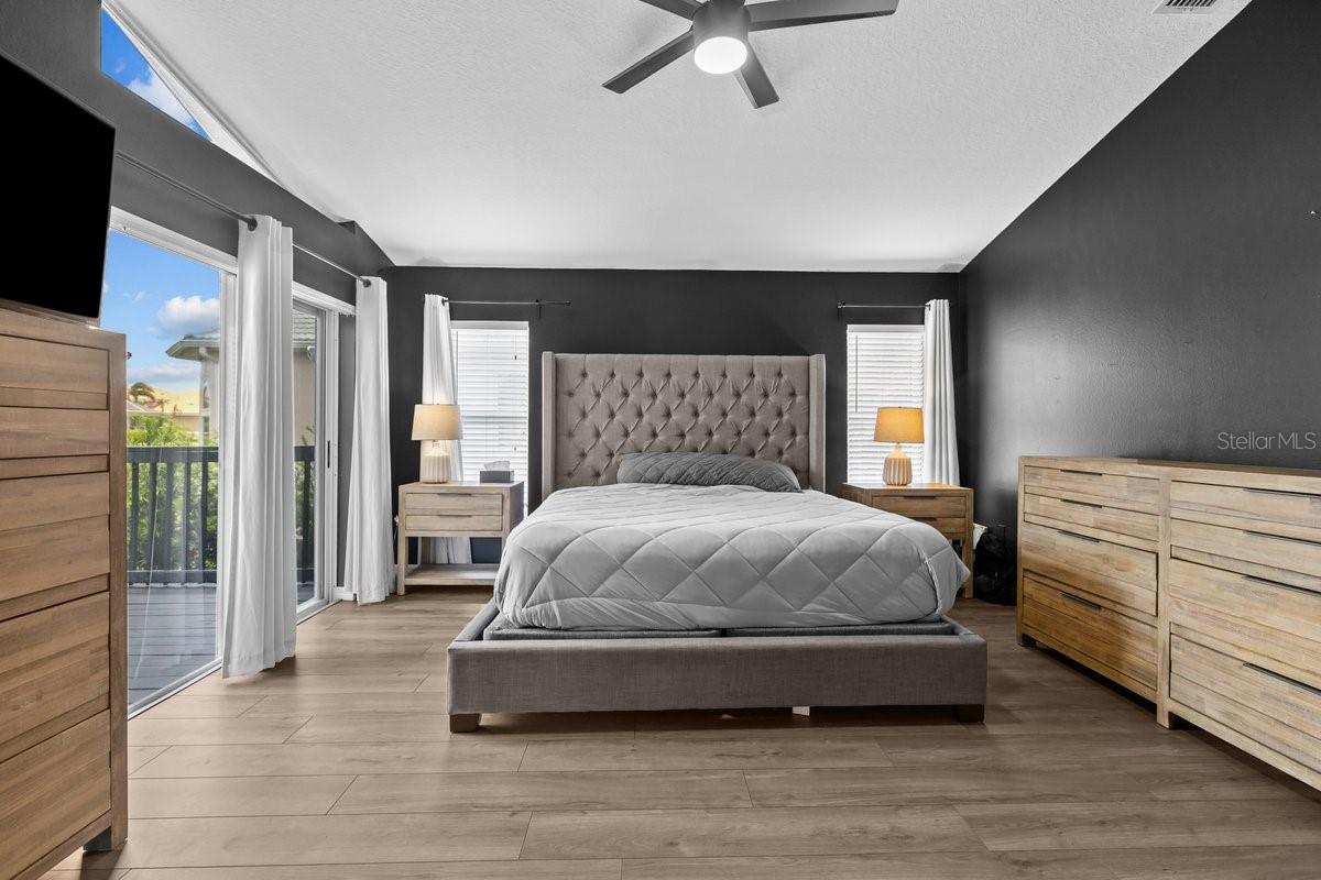 Image 20 of 35 For 6402 Rubia Circle