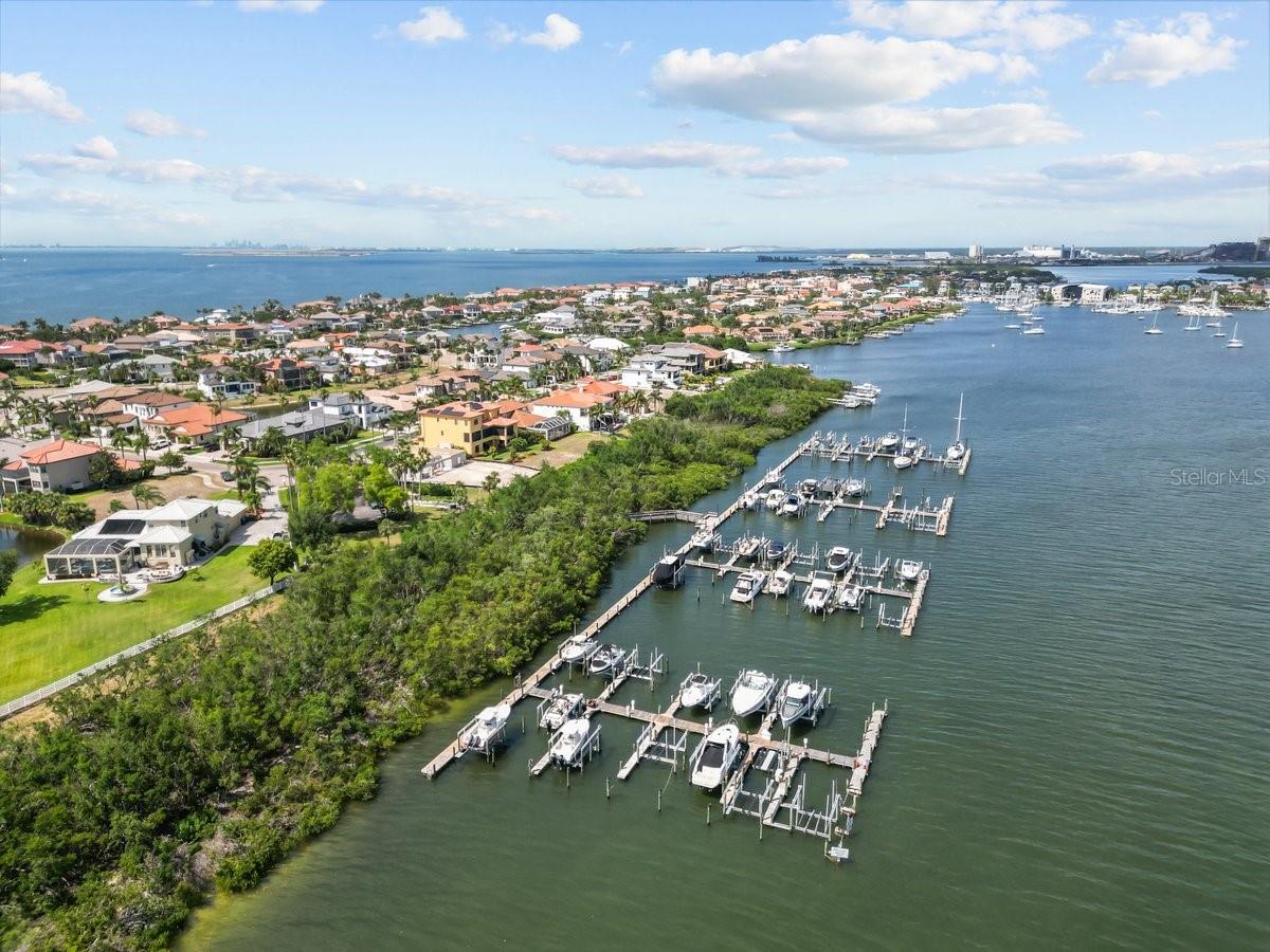 Image 28 of 35 For 6402 Rubia Circle