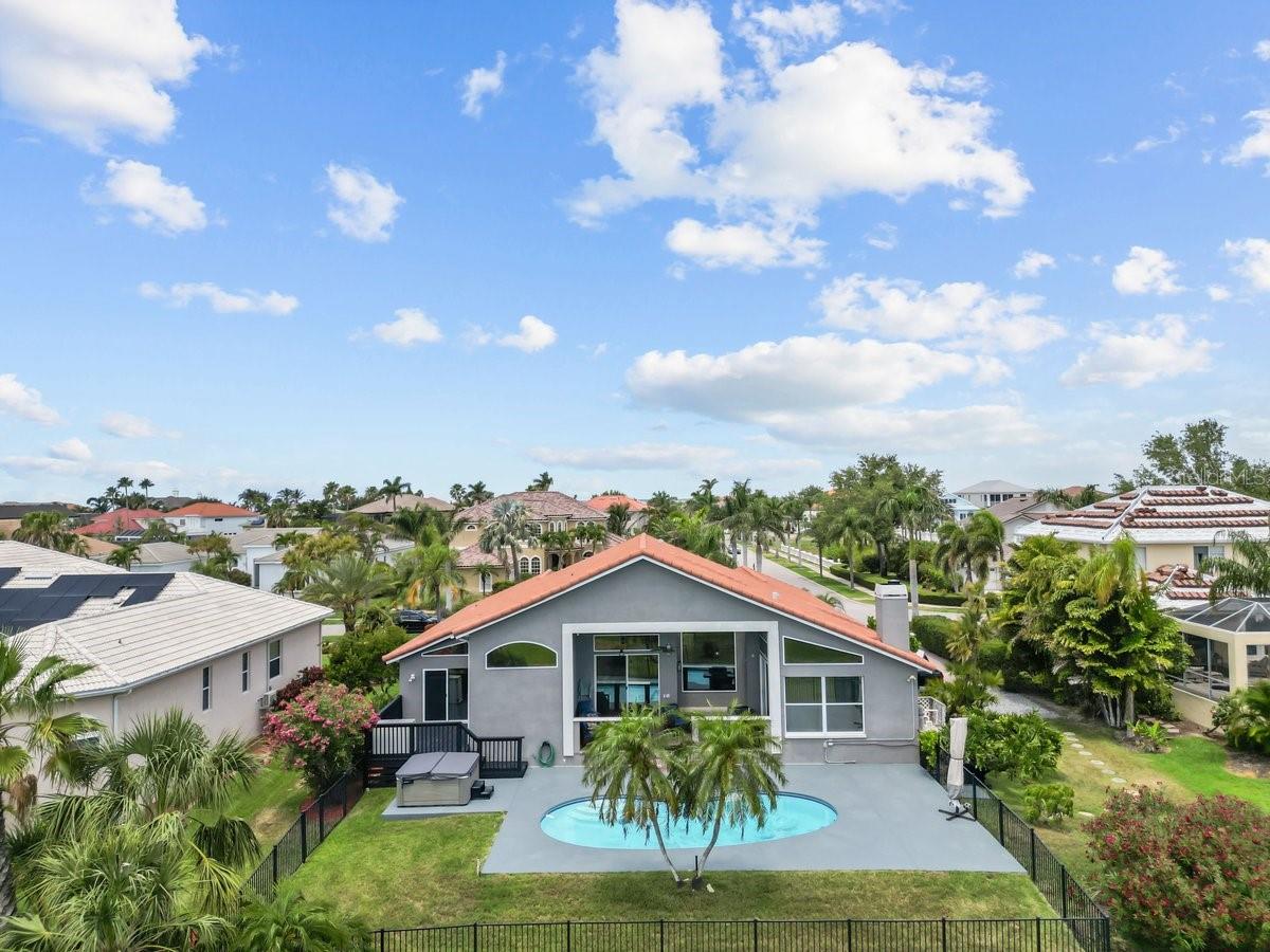 Image 3 of 35 For 6402 Rubia Circle