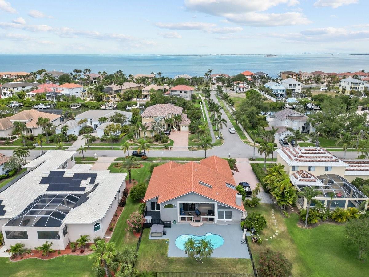 Image 4 of 35 For 6402 Rubia Circle