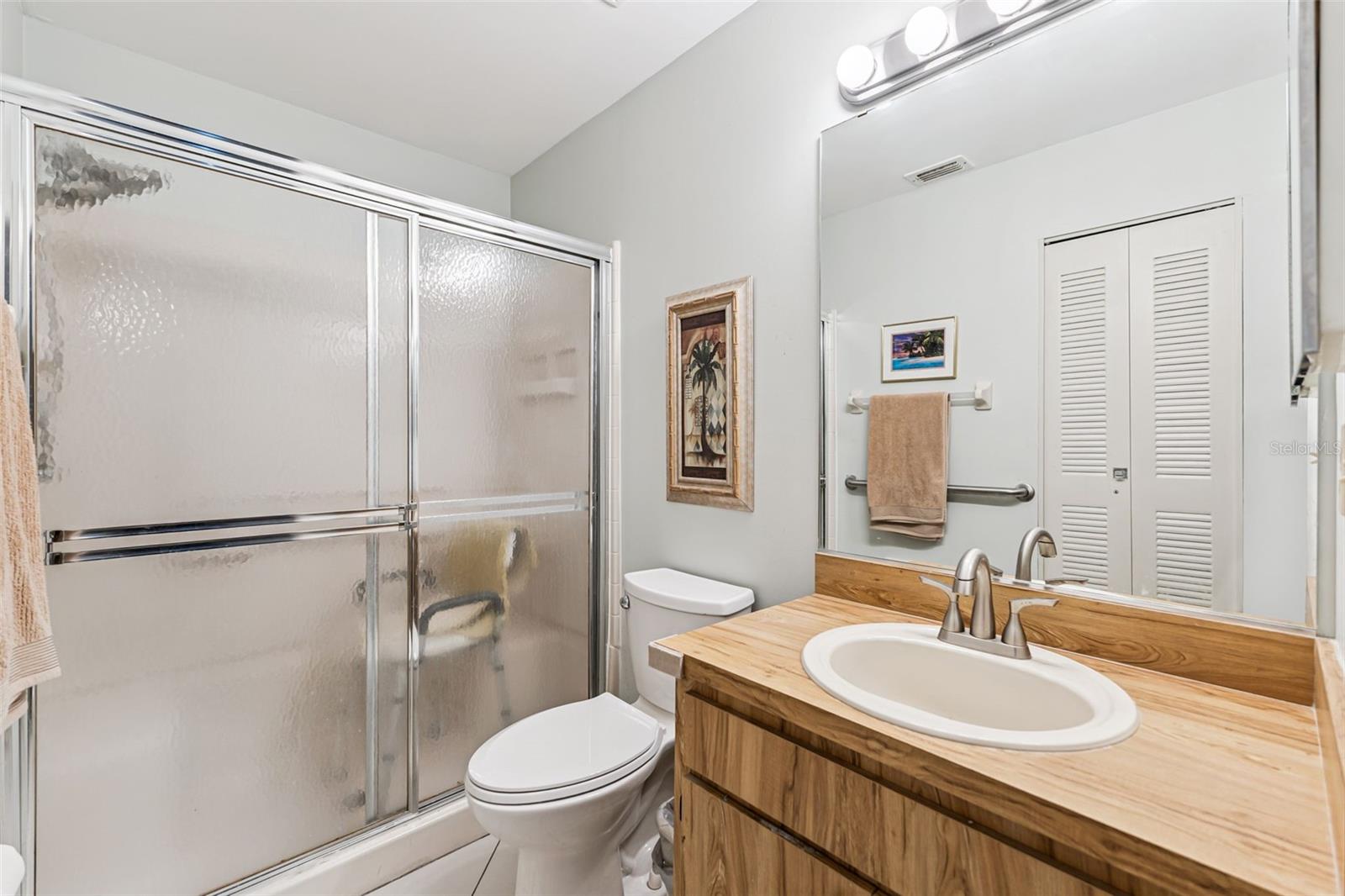 Image 11 of 24 For 104 Knollpoint Drive 3