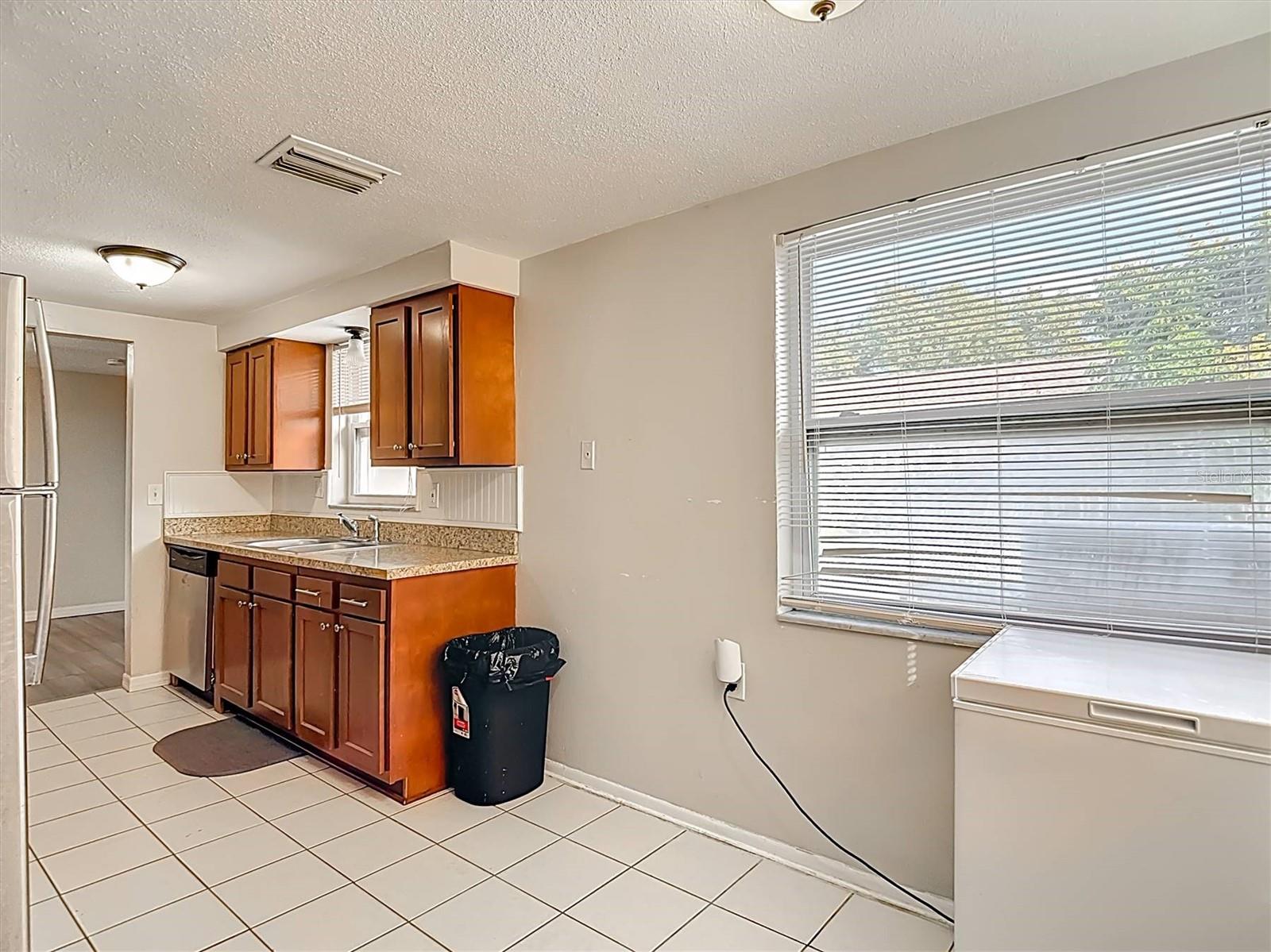 Image 17 of 49 For 5533 Riddle Road