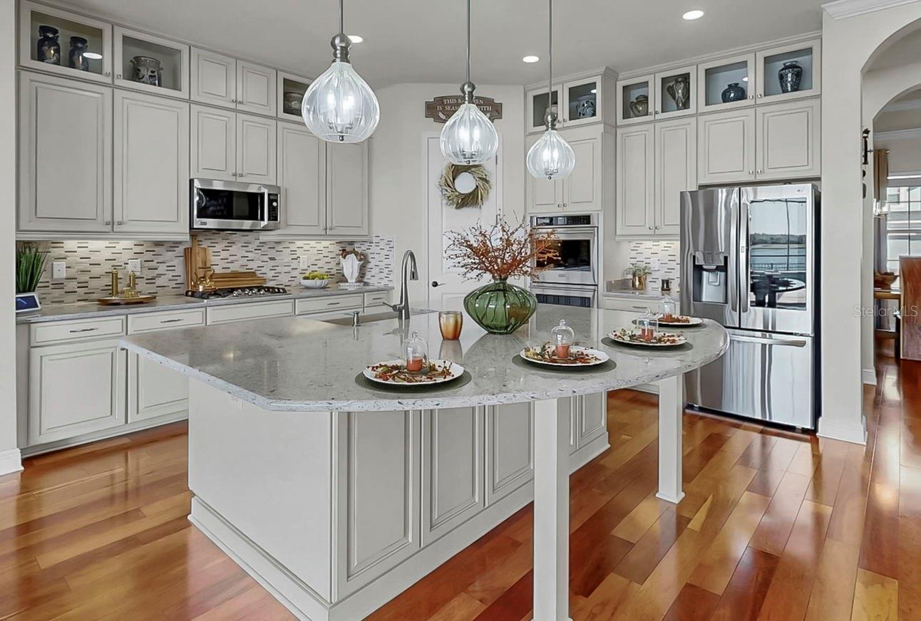 Image 13 of 74 For 11337 Lake Lucaya Drive