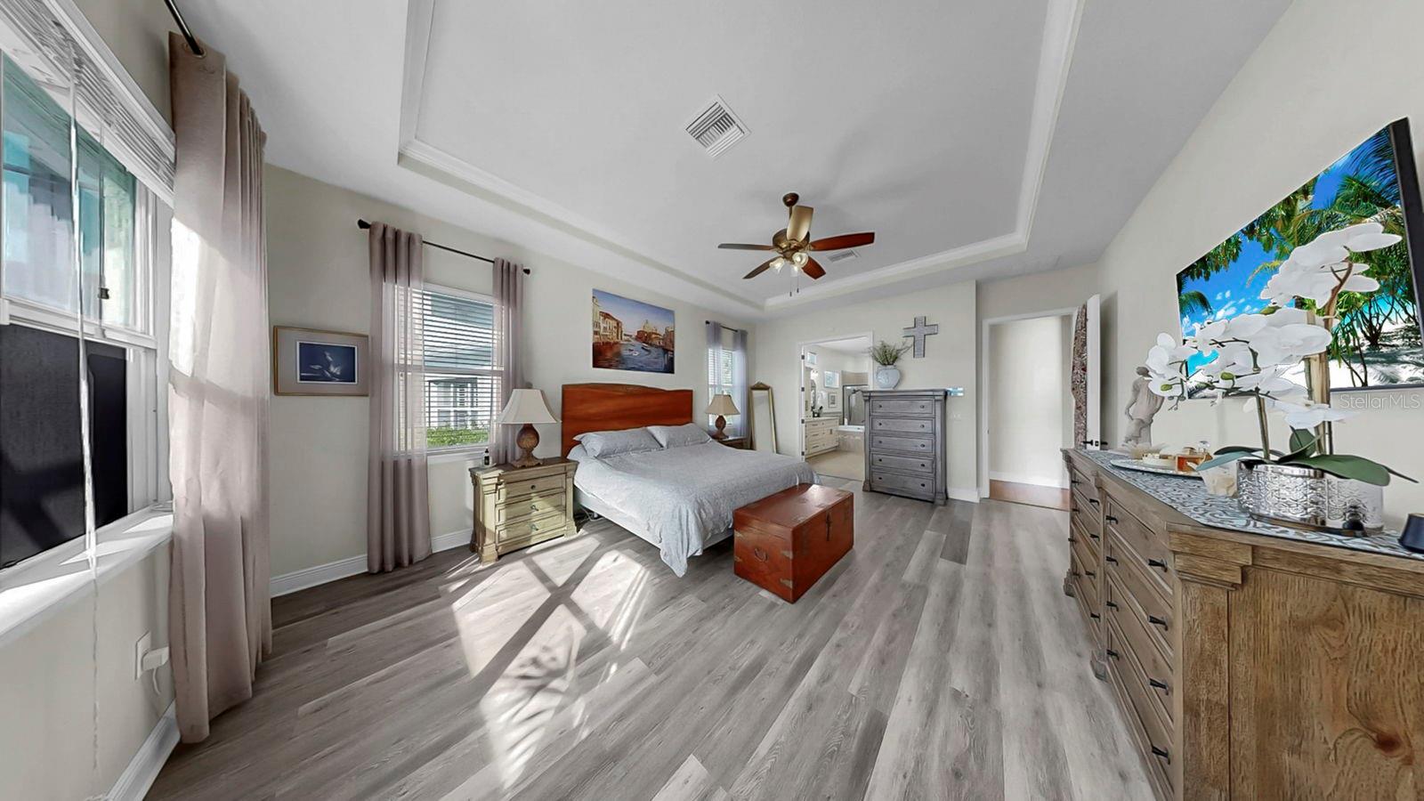 Image 26 of 74 For 11337 Lake Lucaya Drive