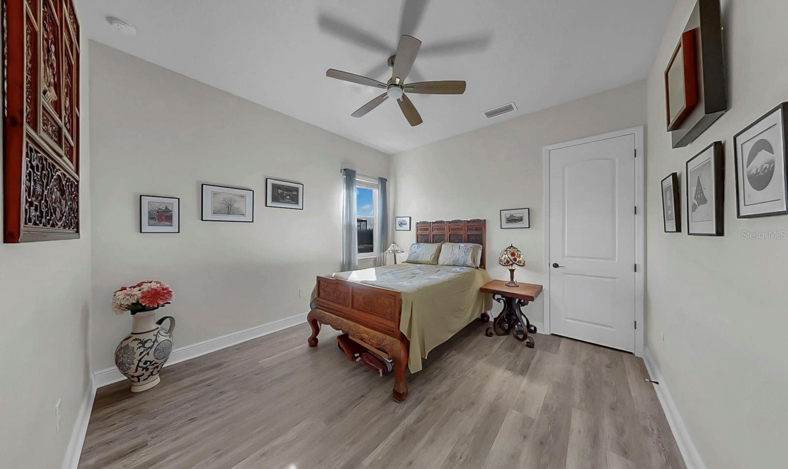 Image 37 of 74 For 11337 Lake Lucaya Drive