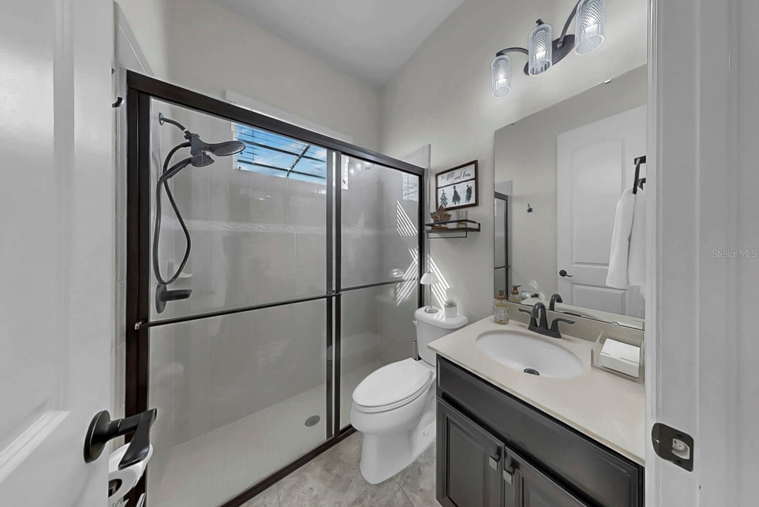 Image 38 of 74 For 11337 Lake Lucaya Drive