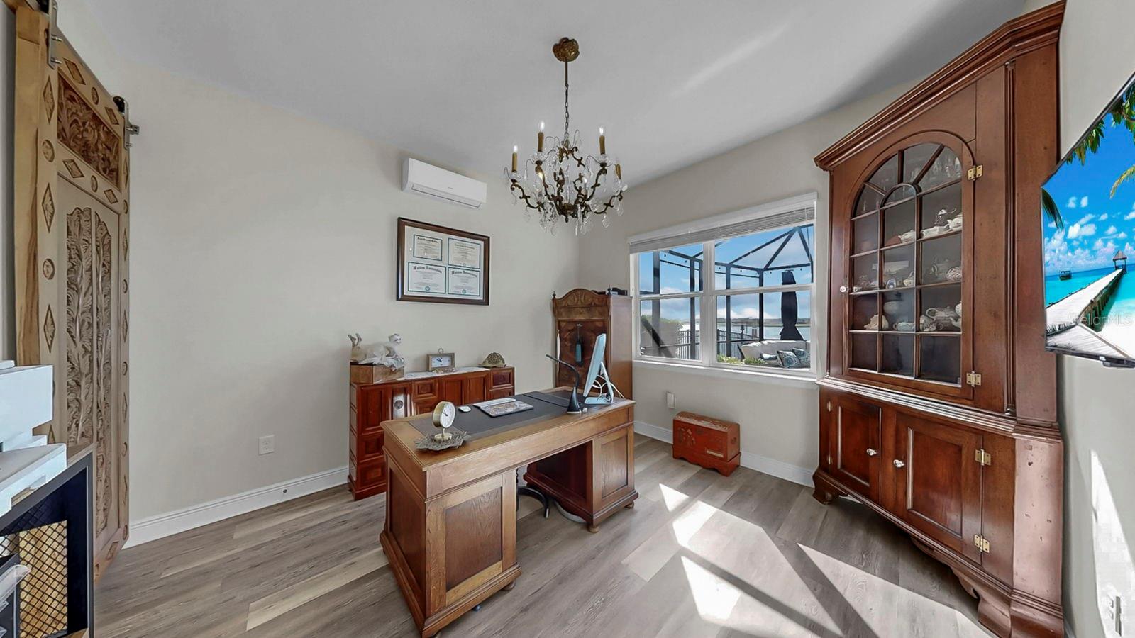 Image 39 of 74 For 11337 Lake Lucaya Drive