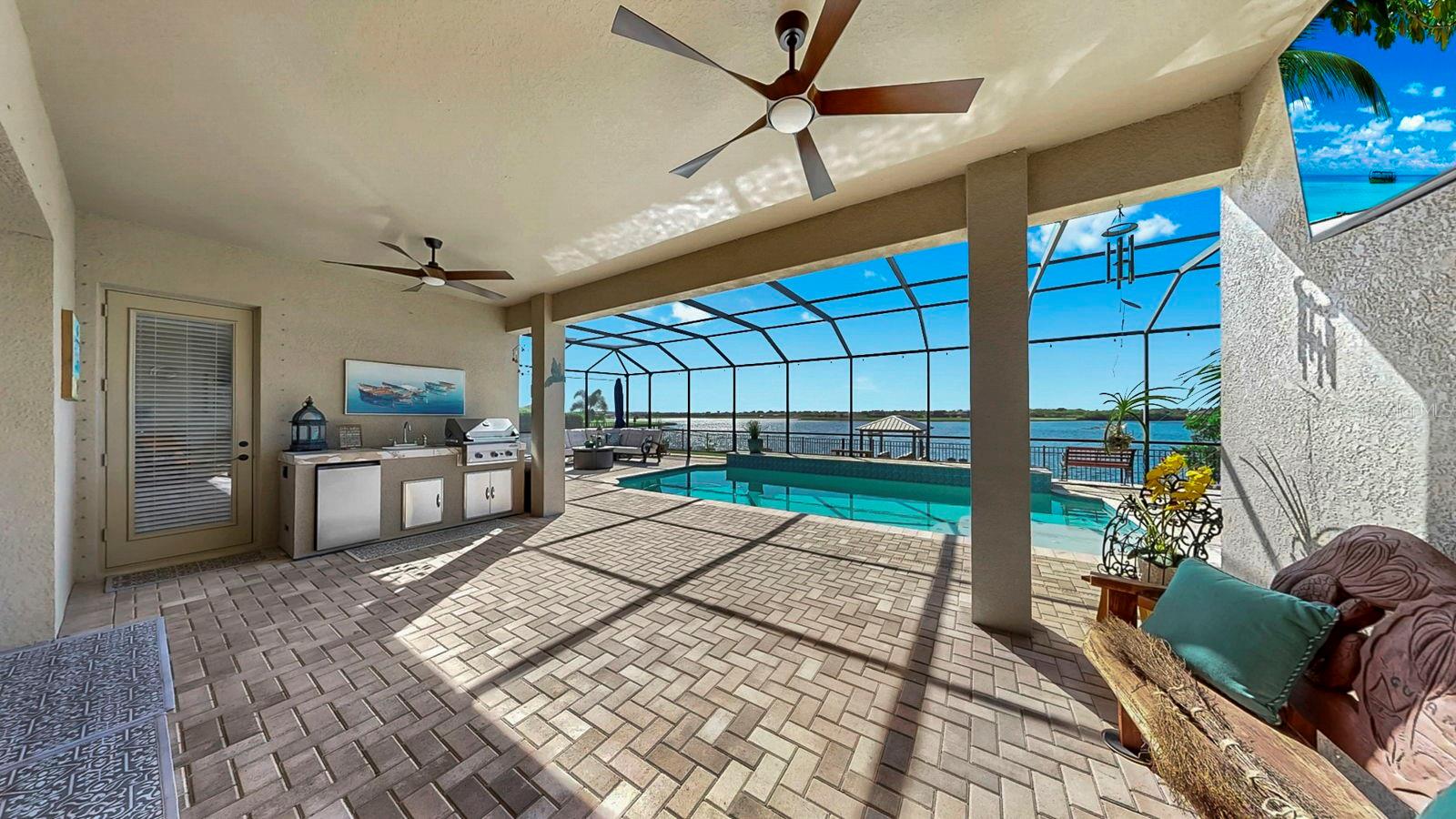 Image 47 of 74 For 11337 Lake Lucaya Drive