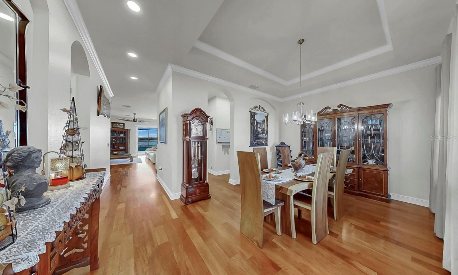 Image 7 of 74 For 11337 Lake Lucaya Drive