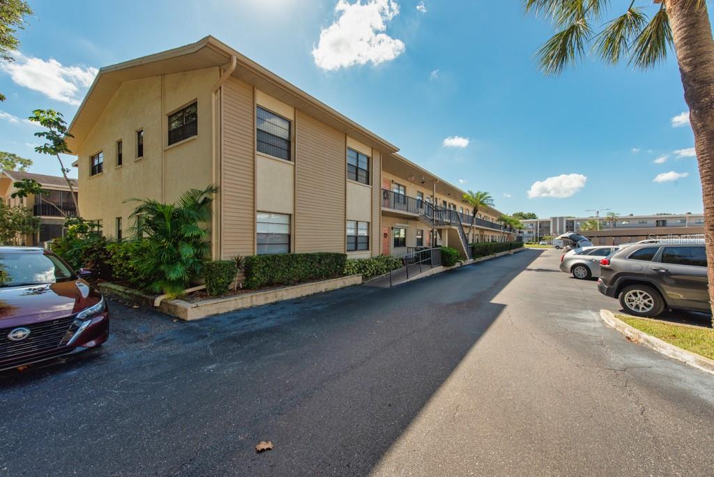 Image 20 of 35 For 5967 Terrace Park Drive N 107