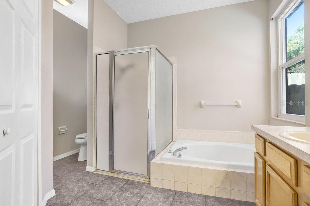 Image 5 of 38 For 919 Grand Canyon Drive