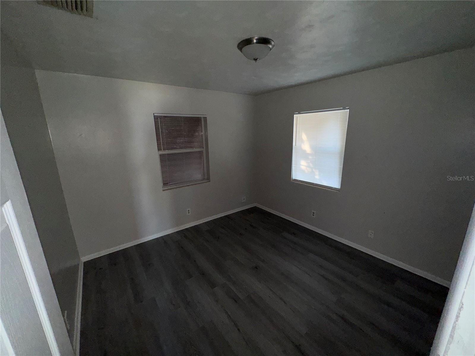 Image 12 of 33 For 131 35th Street