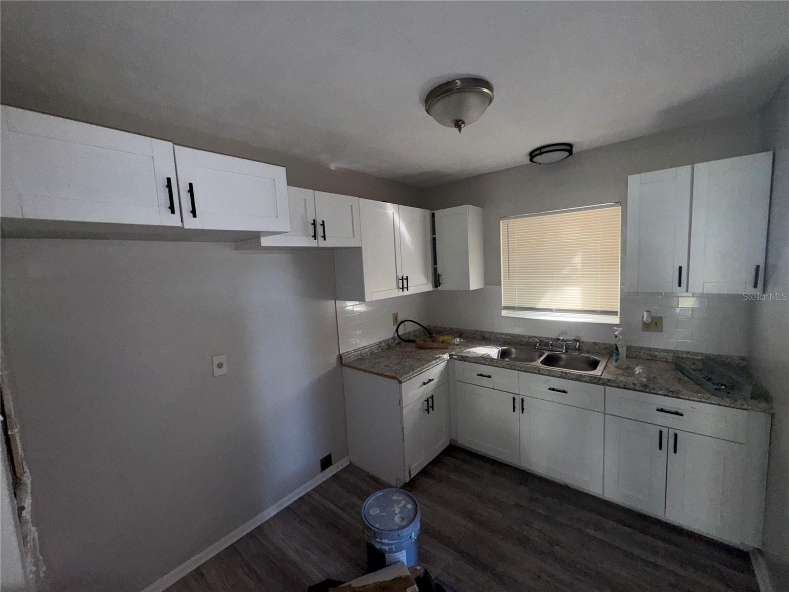 Image 14 of 33 For 131 35th Street