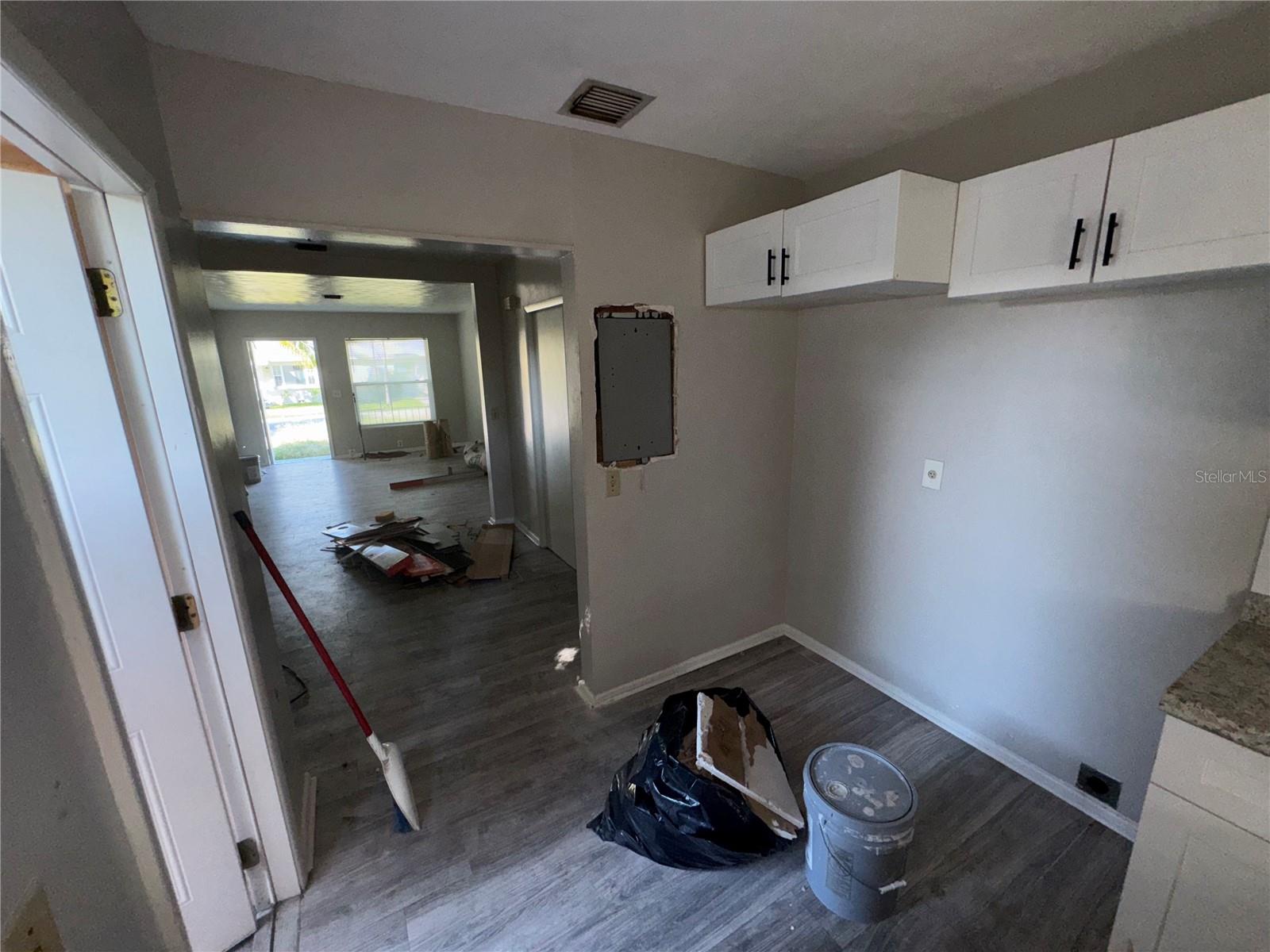 Image 15 of 33 For 131 35th Street