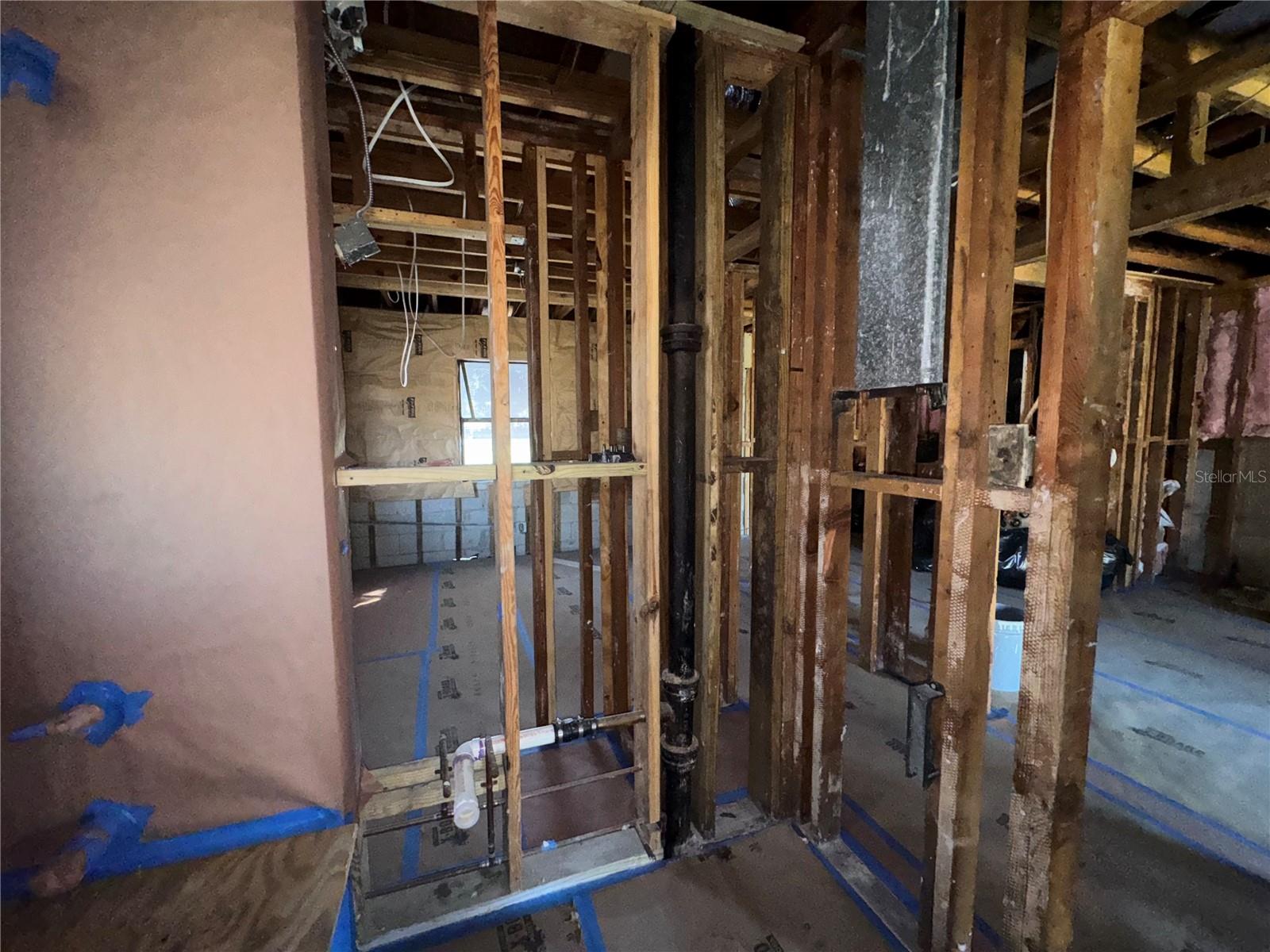 Image 21 of 33 For 131 35th Street