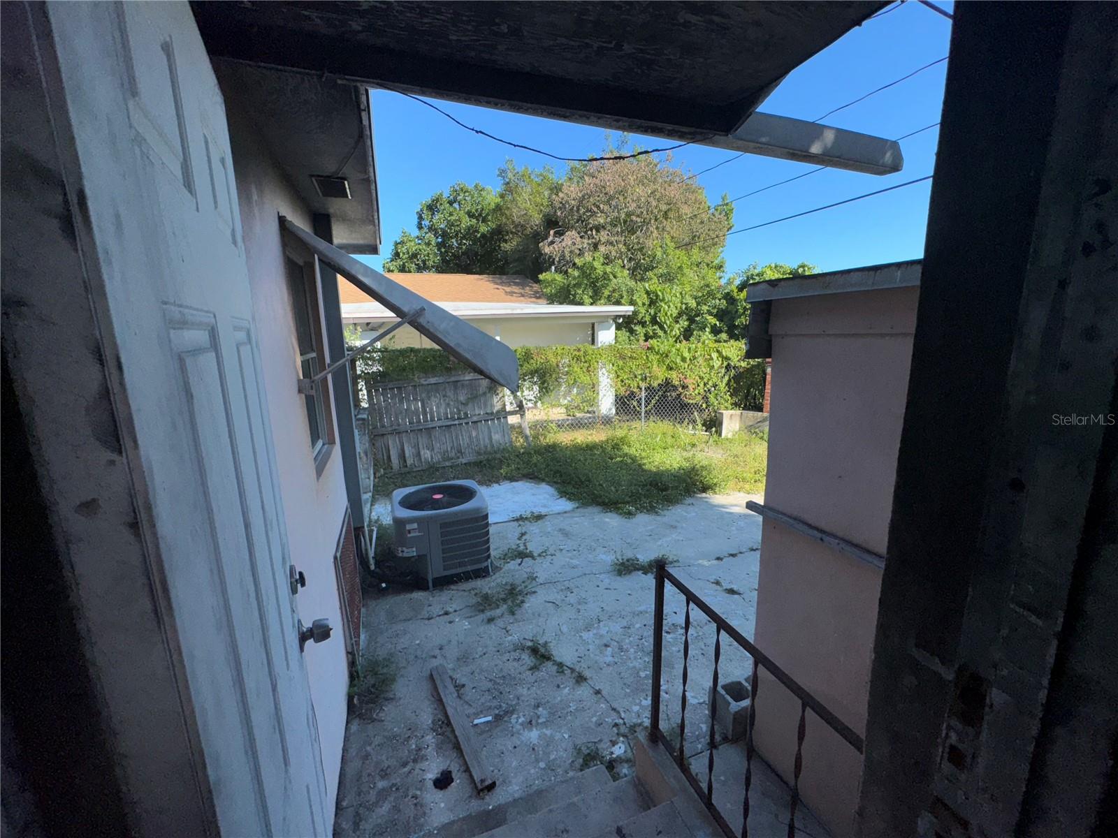 Image 25 of 33 For 131 35th Street