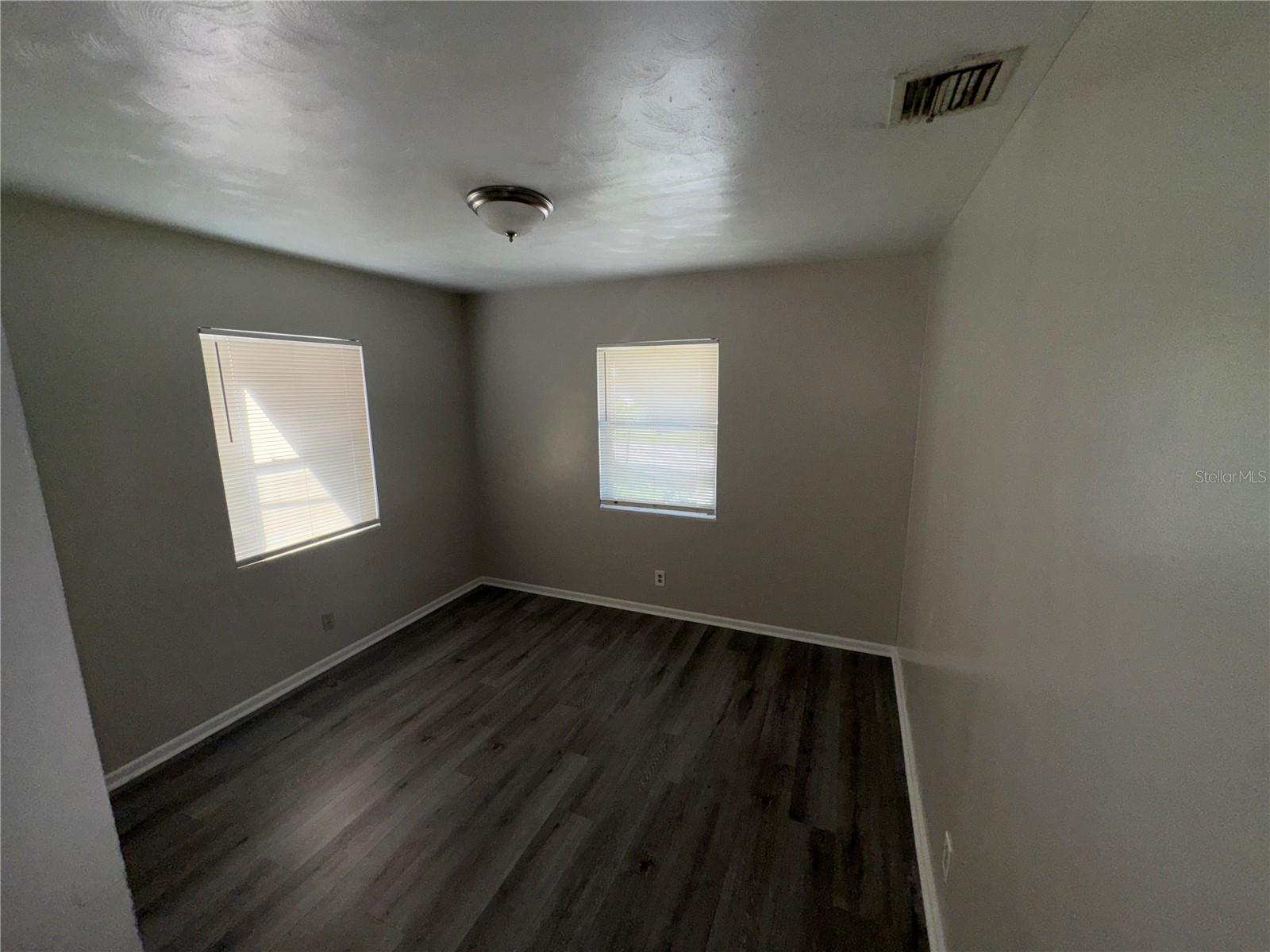 Image 9 of 33 For 131 35th Street