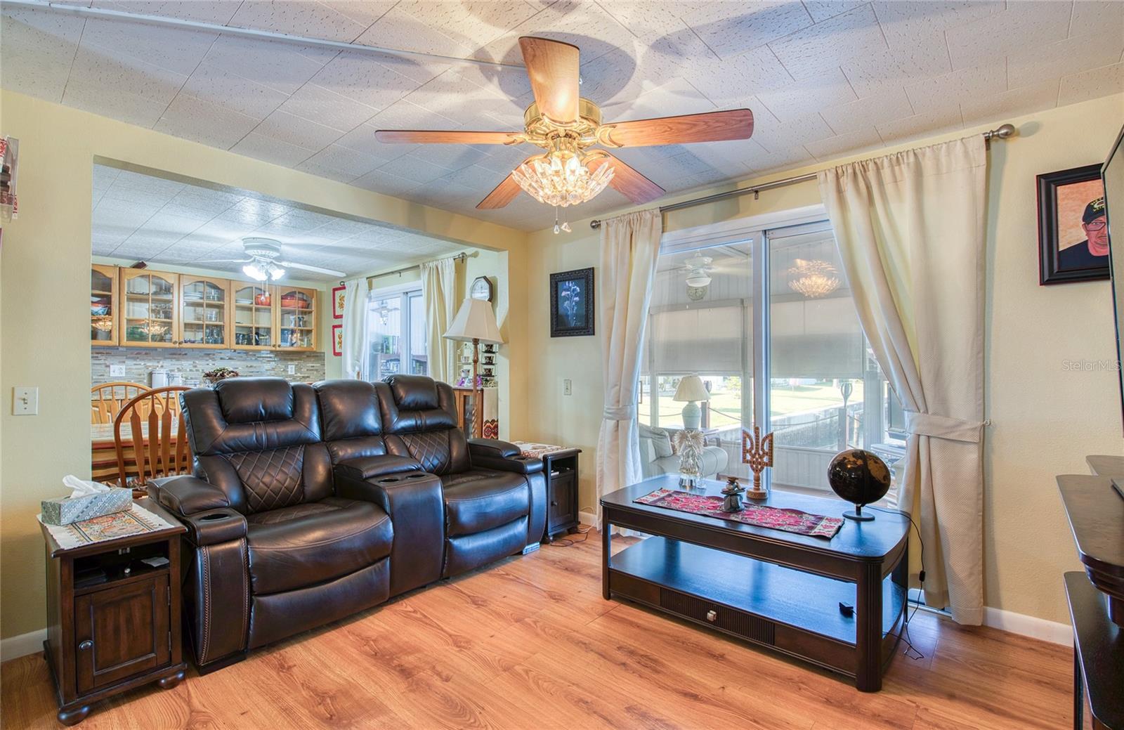 Image 11 of 42 For 18675 Us Highway 19 N 303