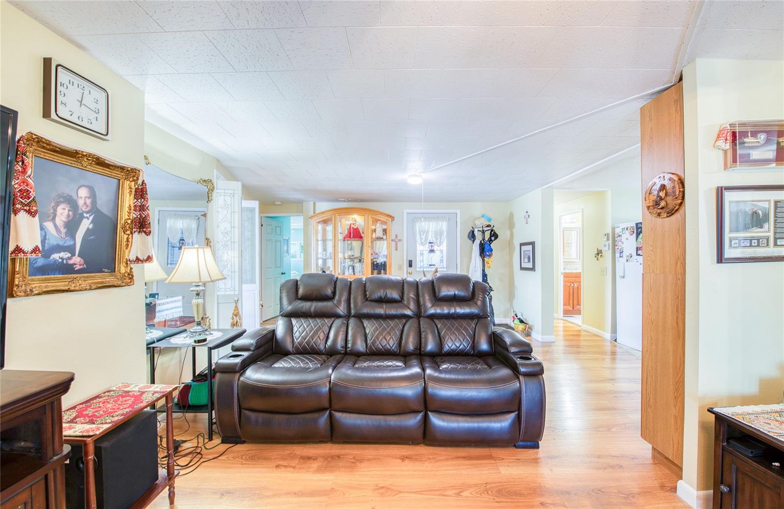 Image 13 of 42 For 18675 Us Highway 19 N 303