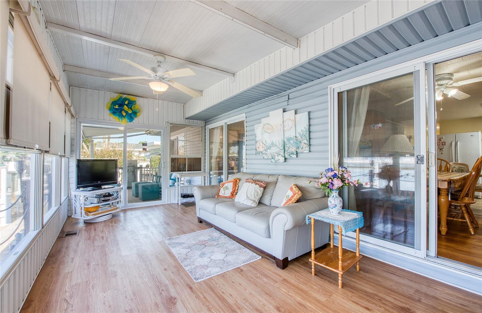 Image 24 of 42 For 18675 Us Highway 19 N 303