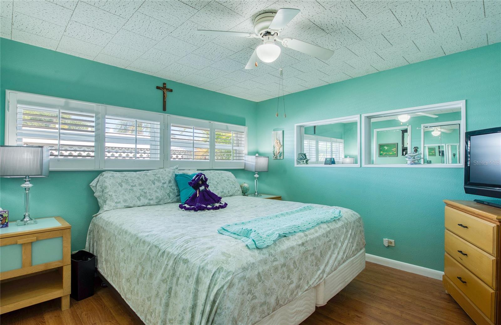 Image 25 of 42 For 18675 Us Highway 19 N 303