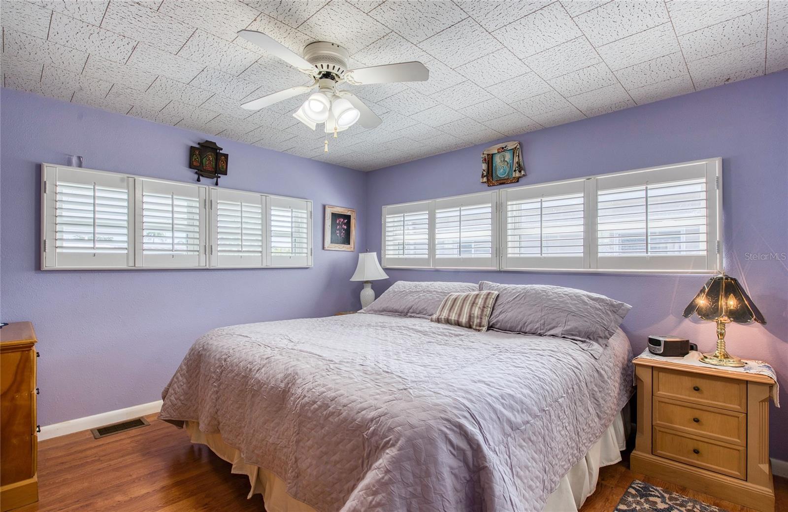 Image 29 of 42 For 18675 Us Highway 19 N 303