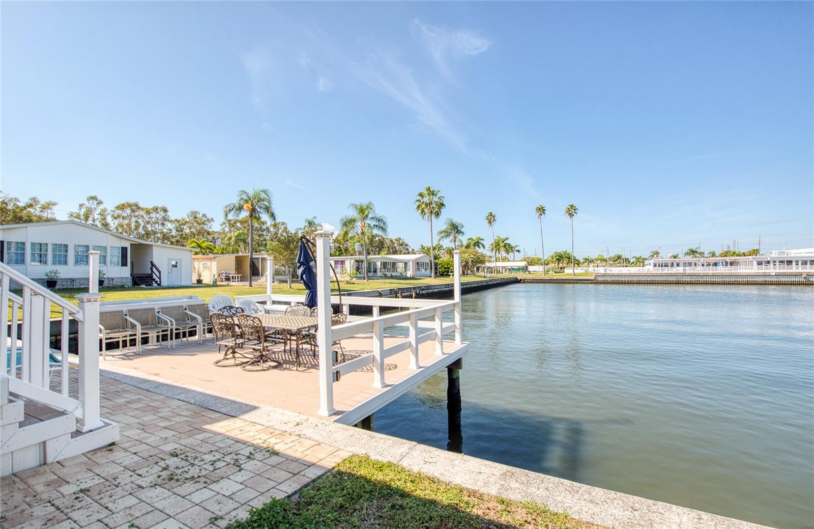 Image 40 of 42 For 18675 Us Highway 19 N 303