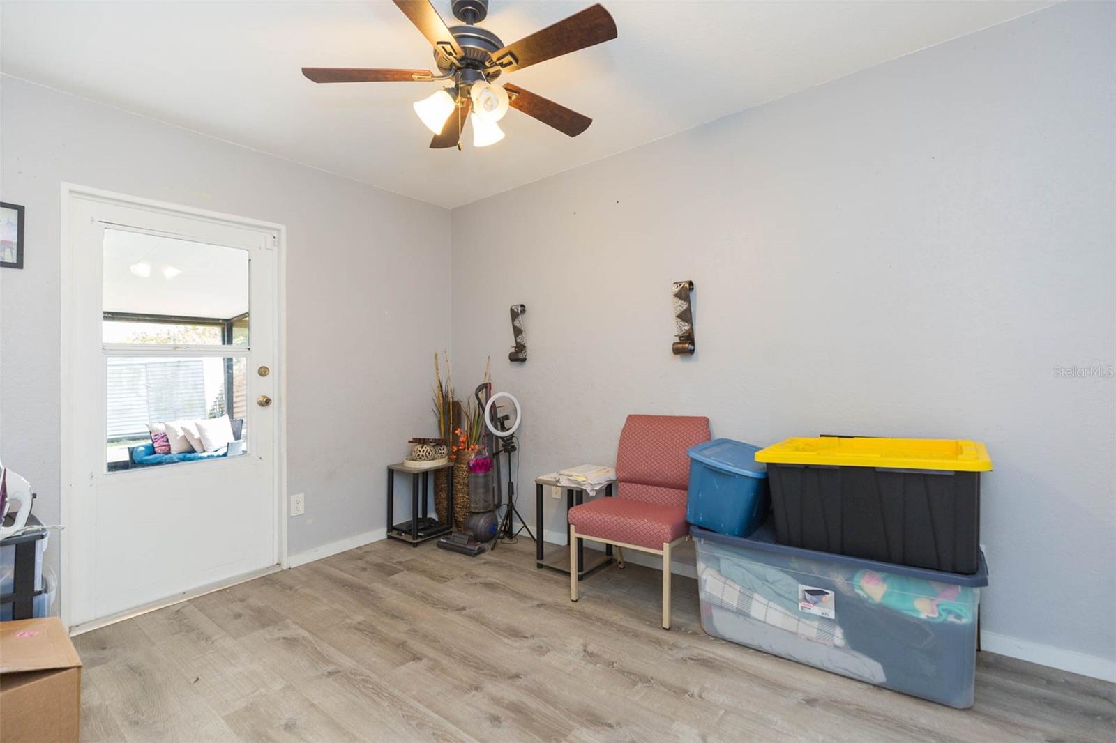 Image 16 of 23 For 7703 Robert E Lee Road