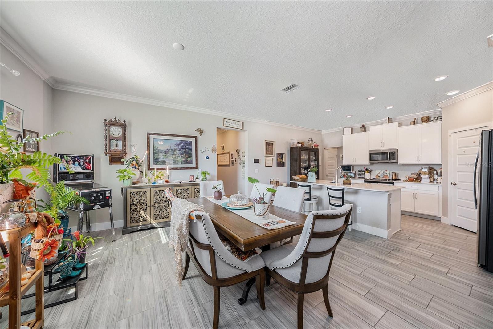 Image 9 of 25 For 9882 Campanula Court