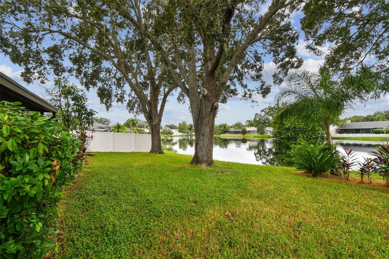 Image 18 of 50 For 16214 Pebblebrook Drive