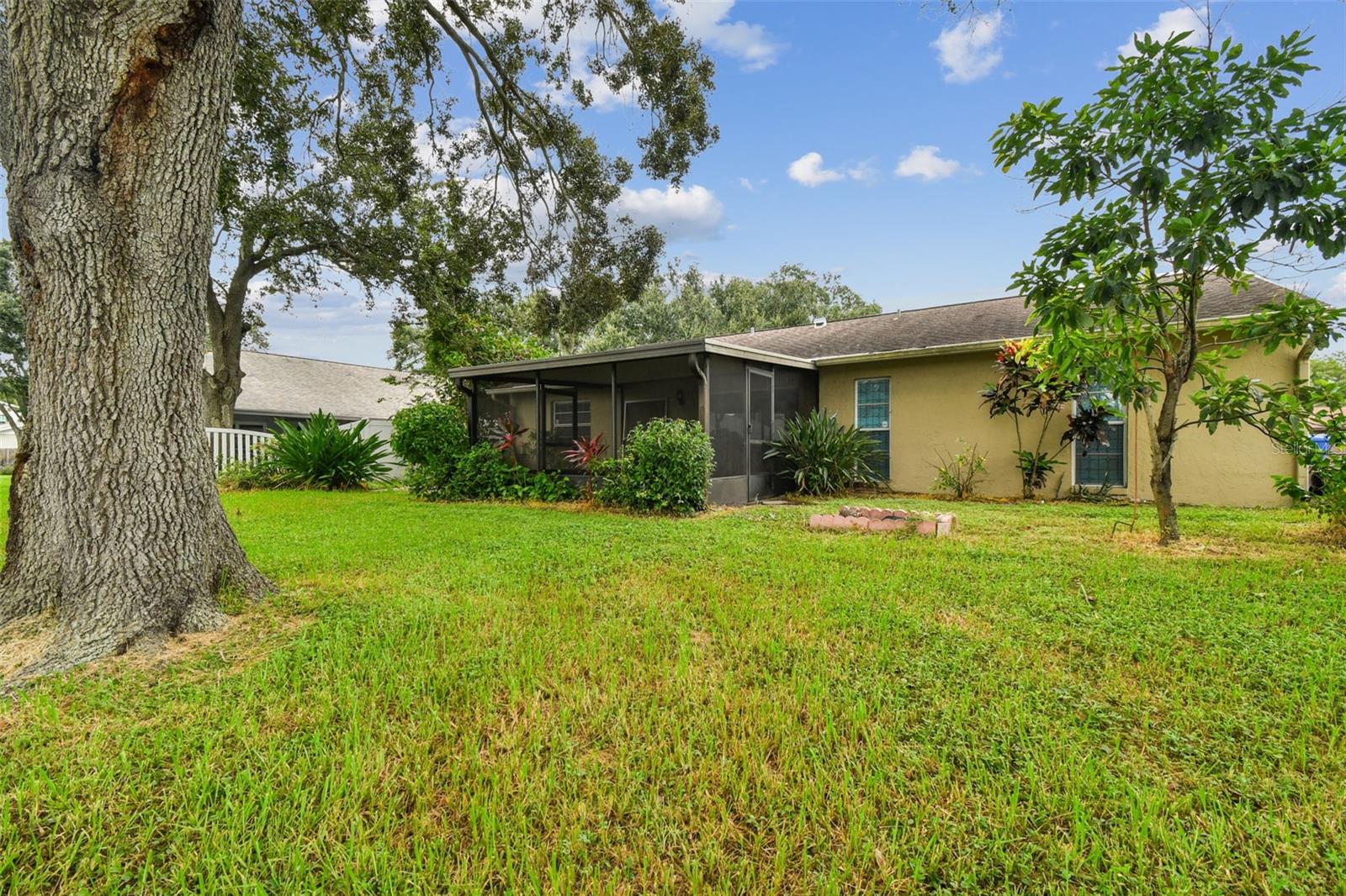 Image 2 of 50 For 16214 Pebblebrook Drive